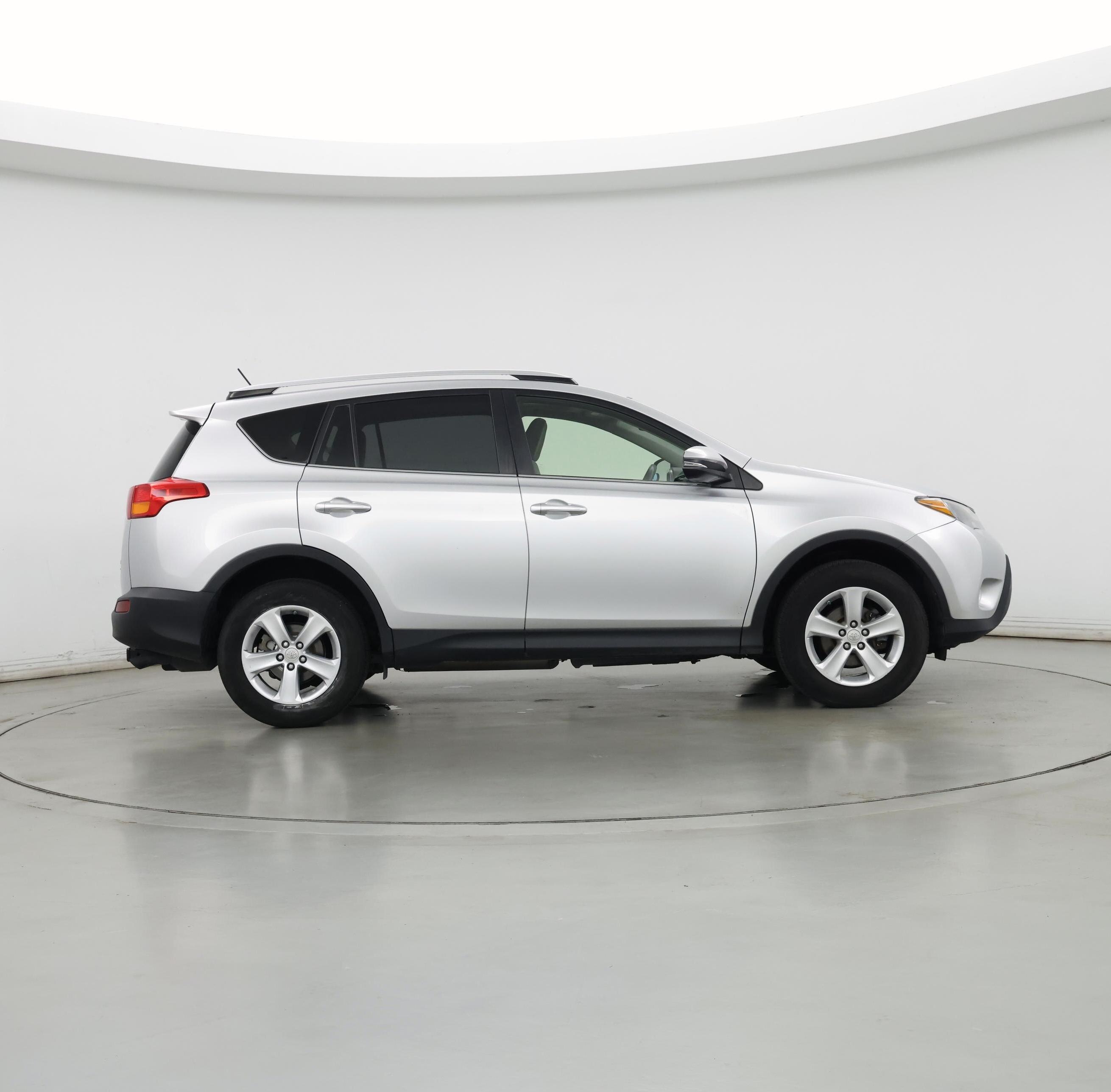Thumbnail: 2014 Toyota RAV4 - 7