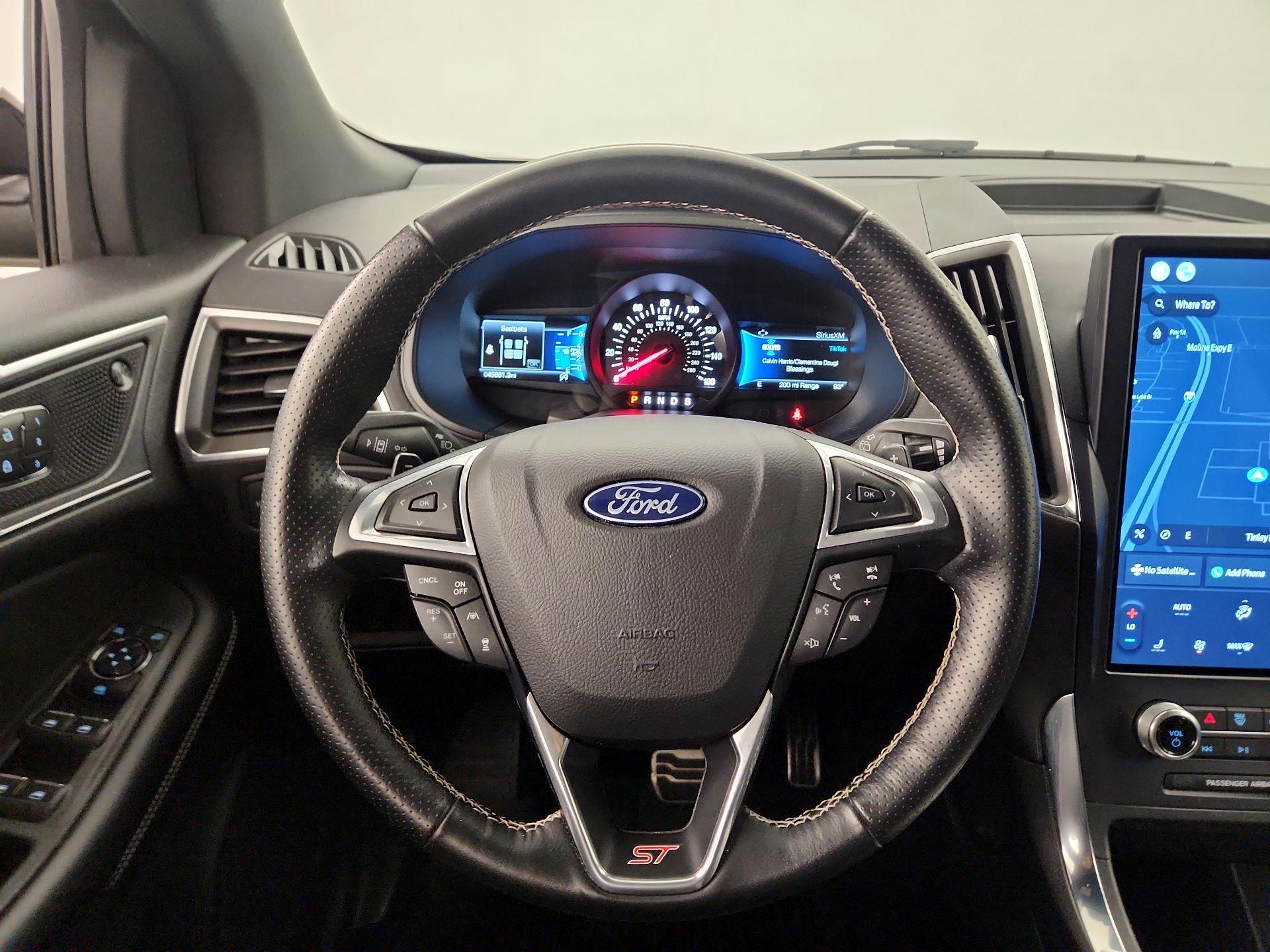 Thumbnail: 2022 Ford Edge - 10