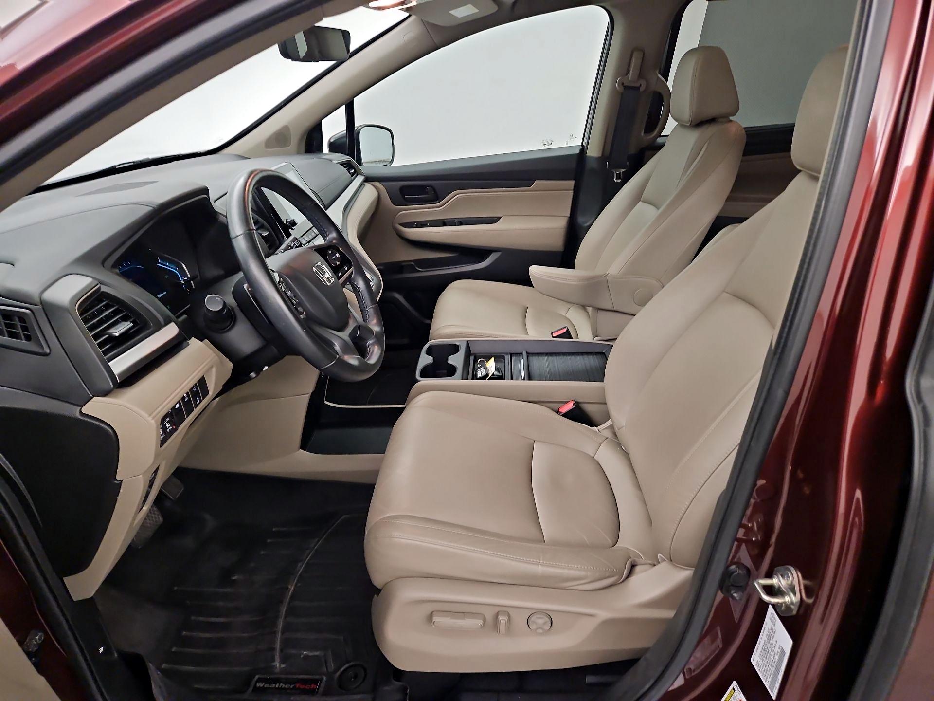 Thumbnail: 2019 Honda Odyssey - 11