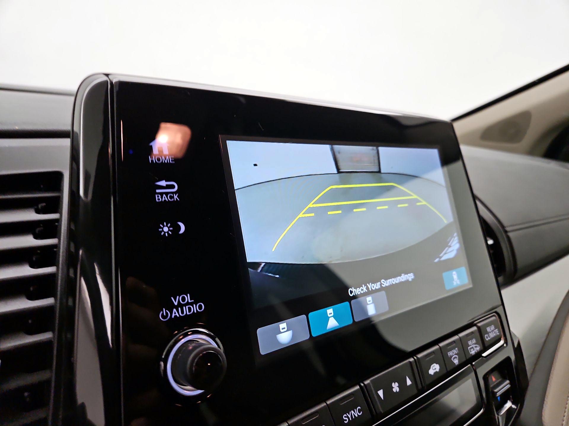 Thumbnail: 2019 Honda Odyssey - 14