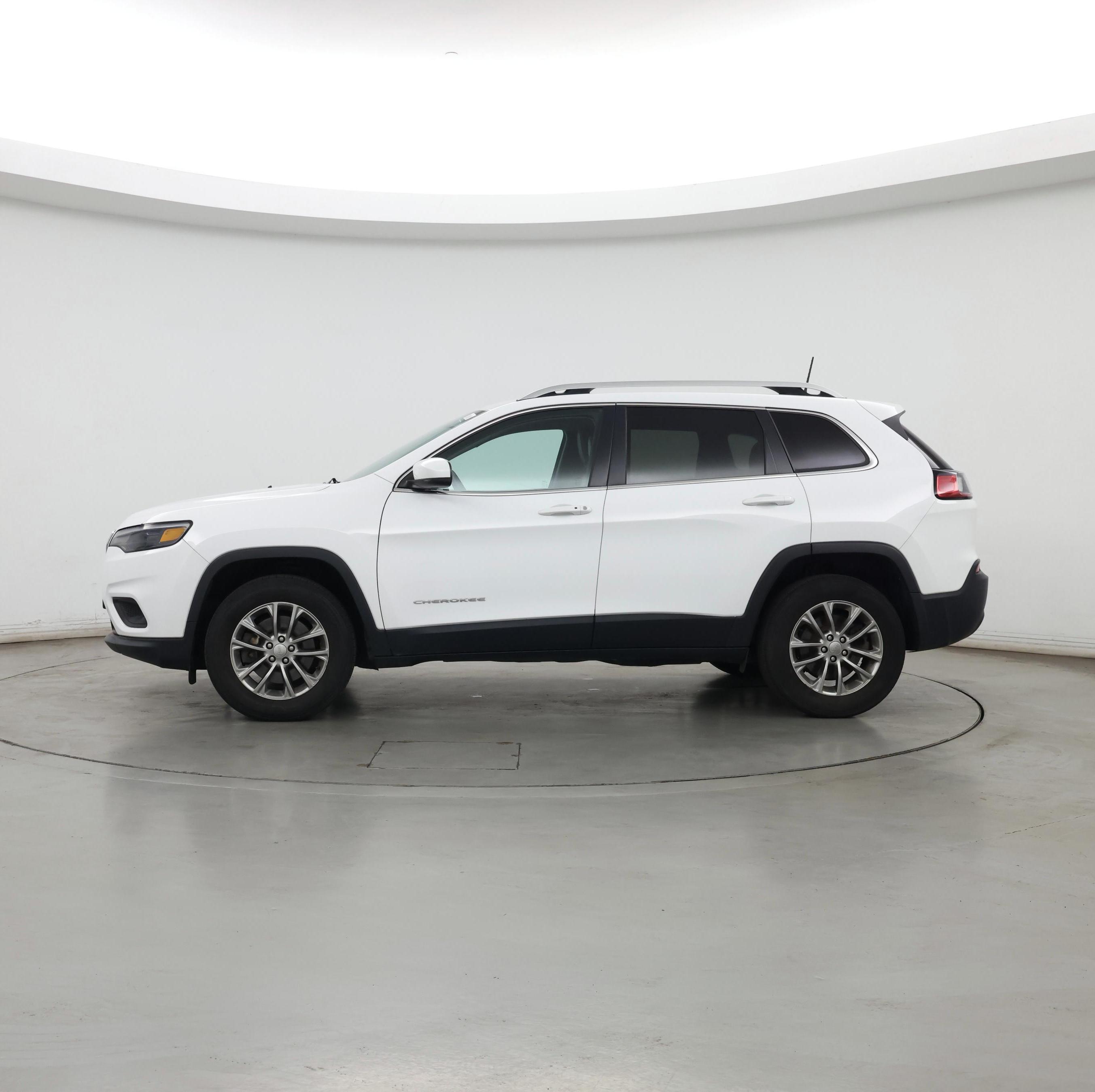 Thumbnail: 2020 Jeep Cherokee - 3