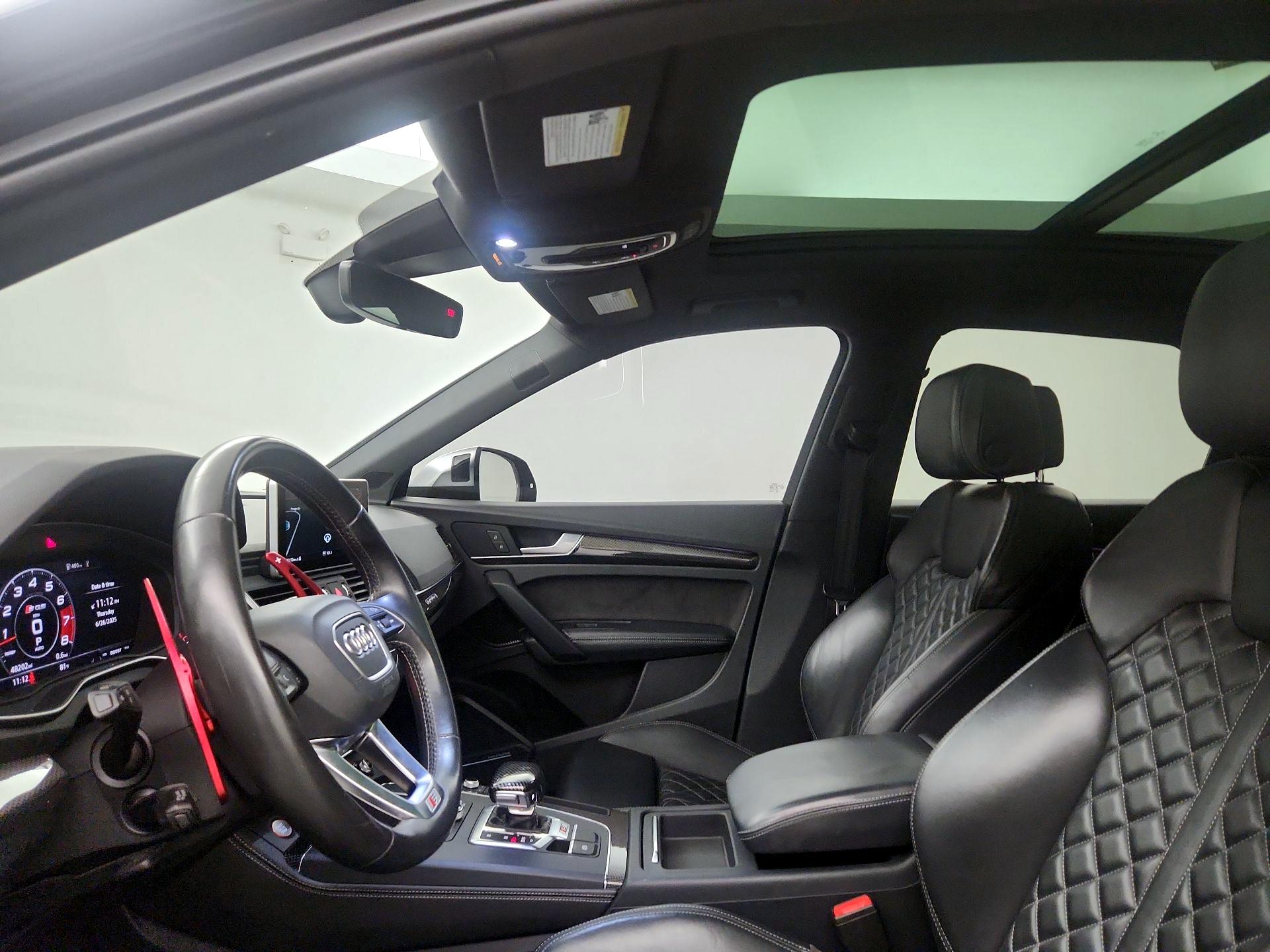 Thumbnail: 2018 Audi SQ5 - 18