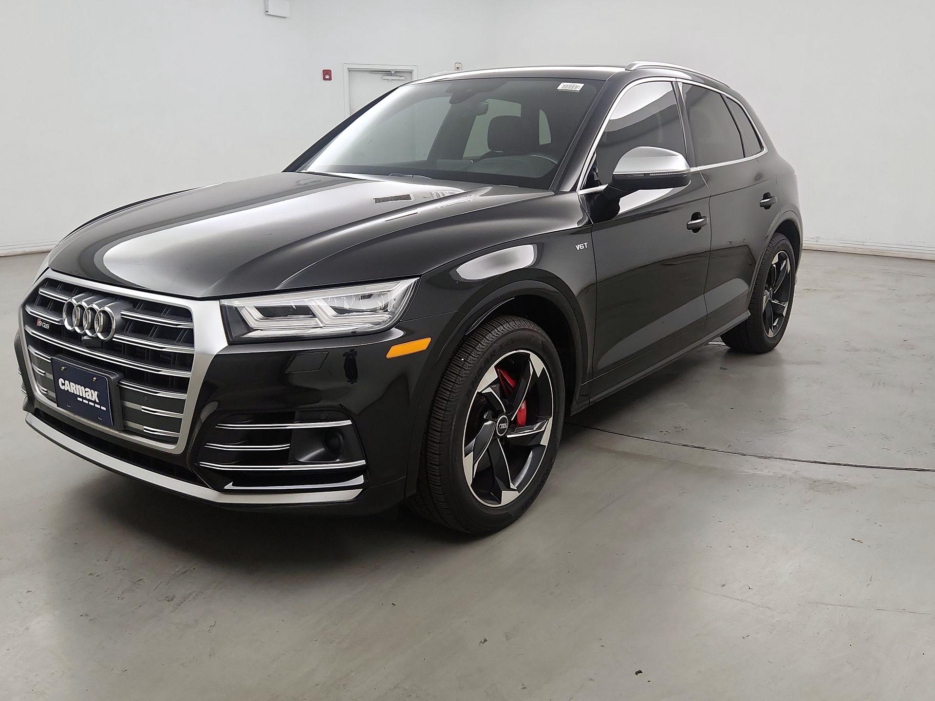 Thumbnail: 2018 Audi SQ5 - 3