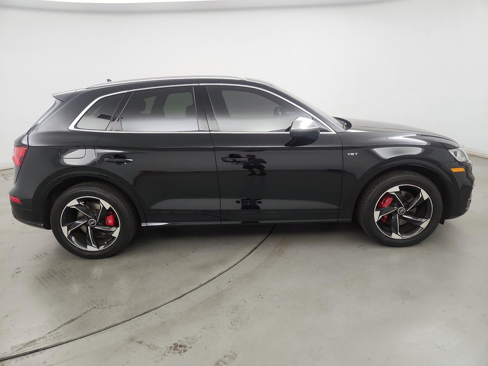 Thumbnail: 2018 Audi SQ5 - 4