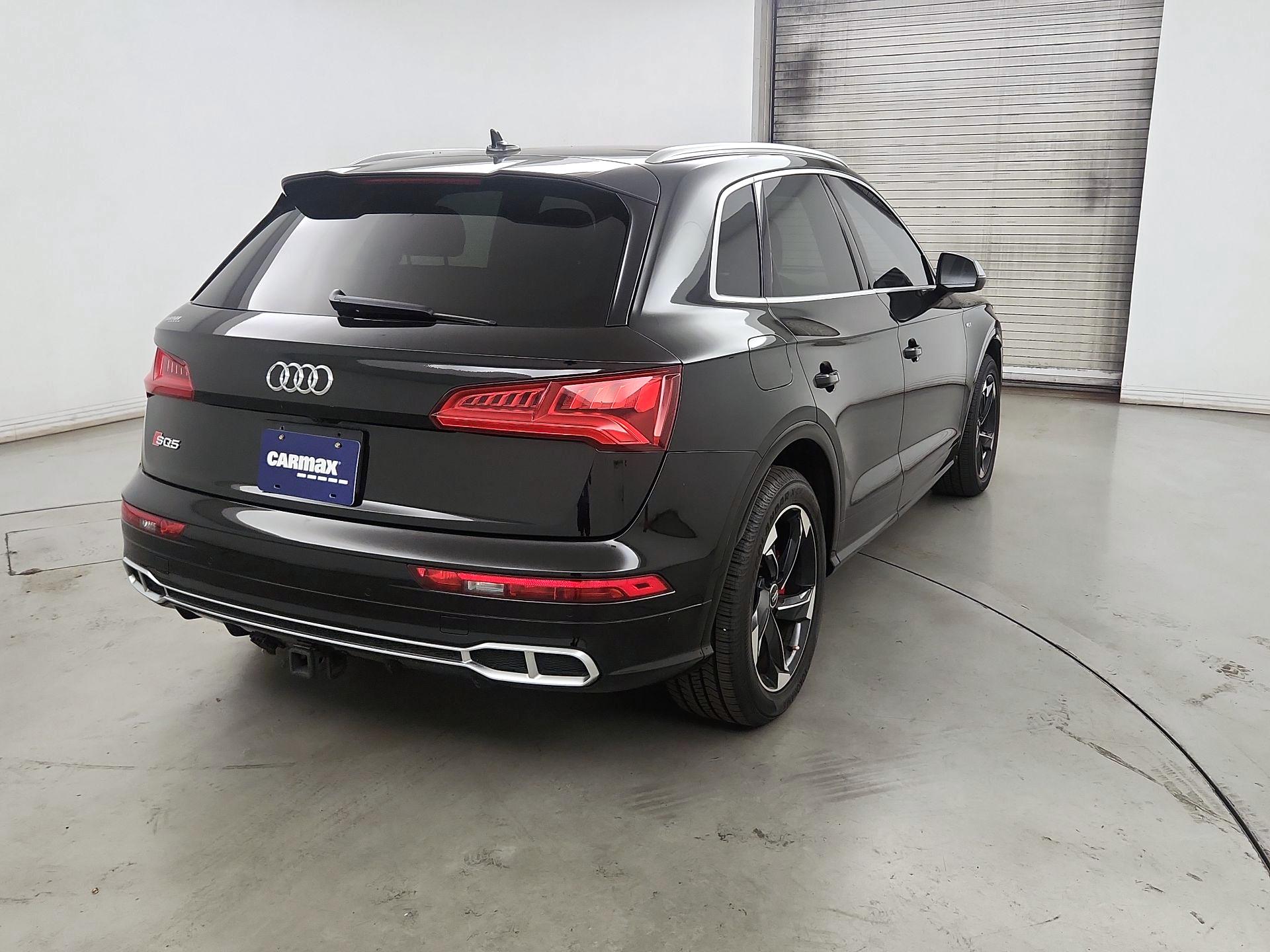 Thumbnail: 2018 Audi SQ5 - 5