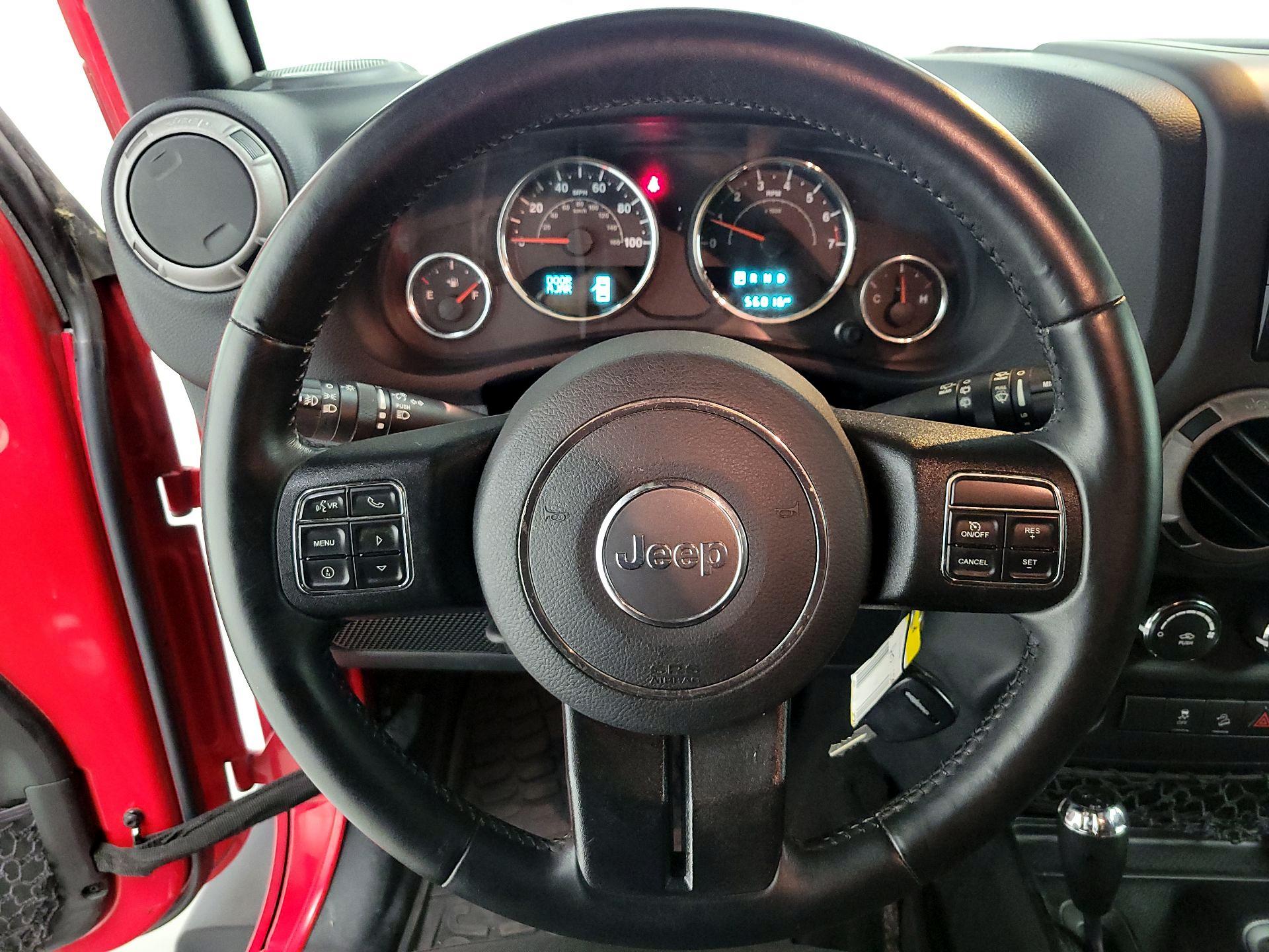 Thumbnail: 2017 Jeep Wrangler - 10