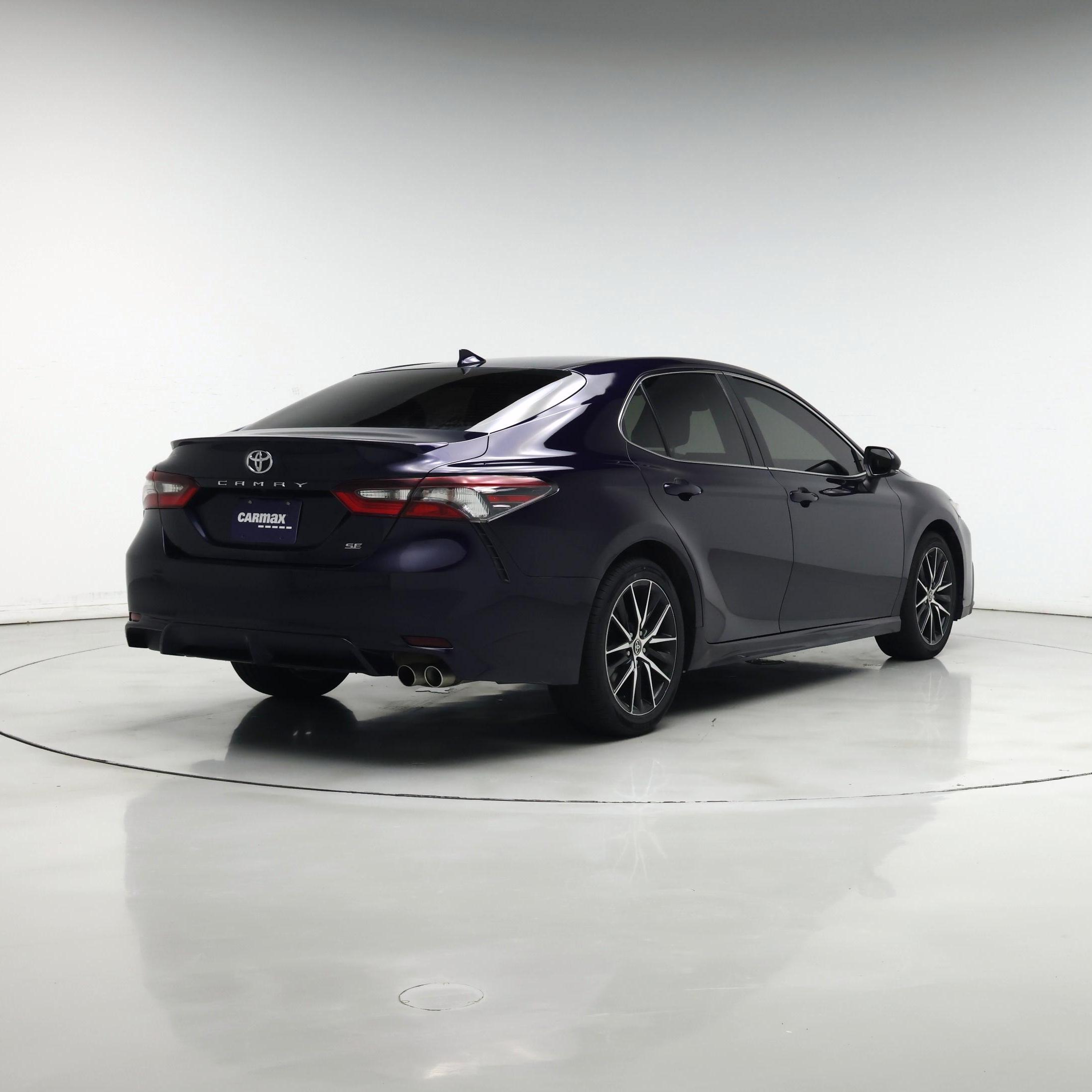 Thumbnail: 2022 Toyota Camry - 8