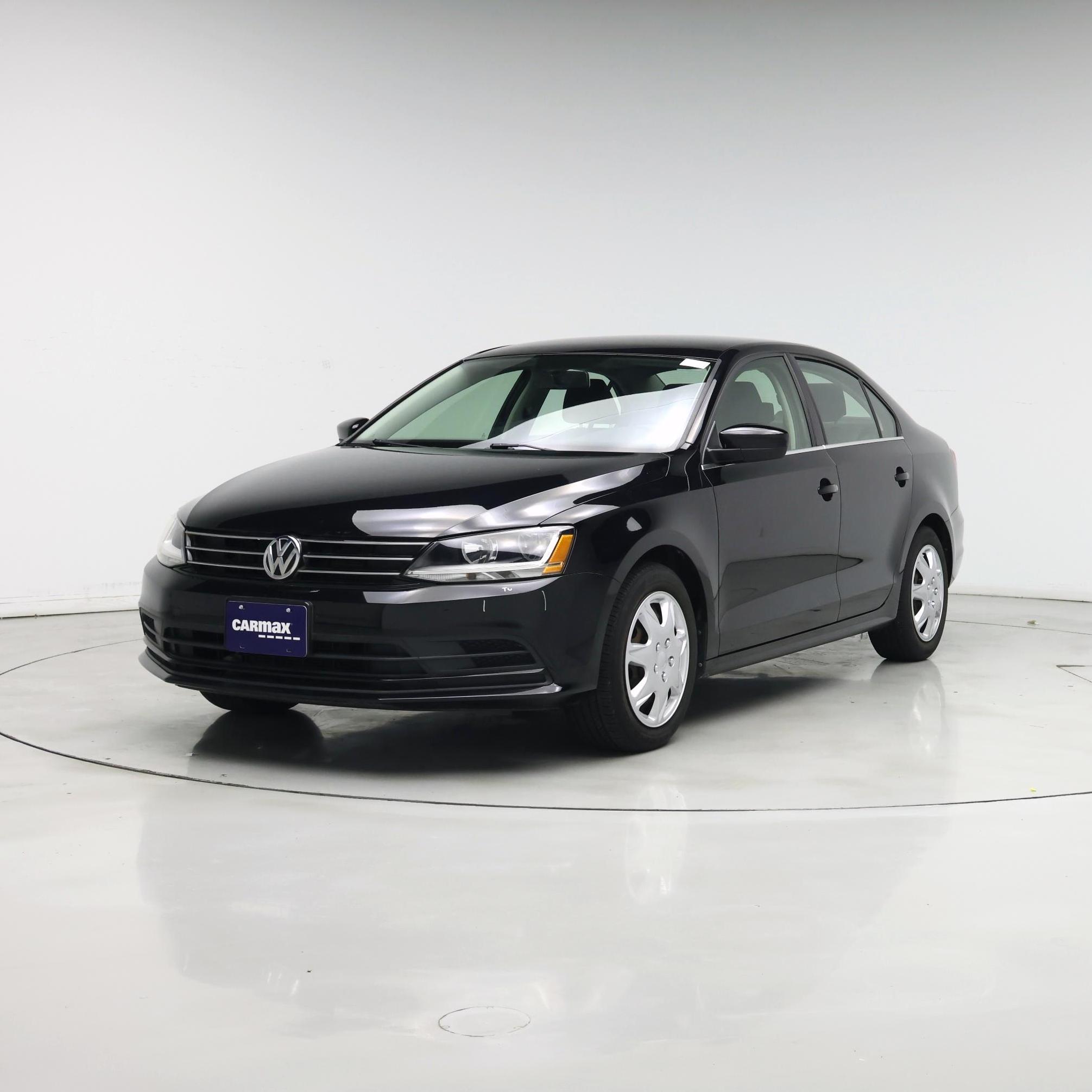Thumbnail: 2017 Volkswagen Jetta - 4