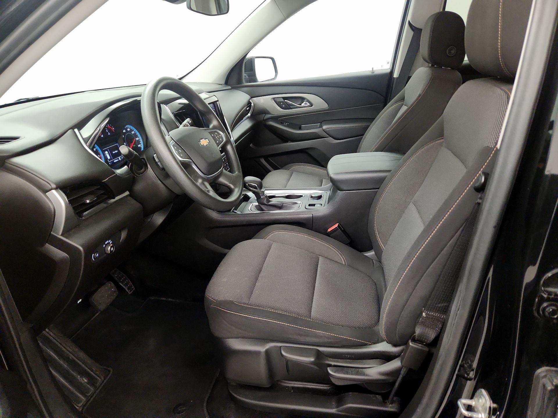 Thumbnail: 2021 Chevrolet Traverse - 11