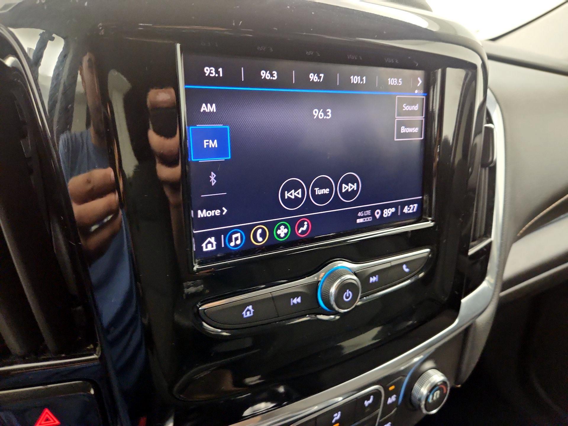 Thumbnail: 2021 Chevrolet Traverse - 15