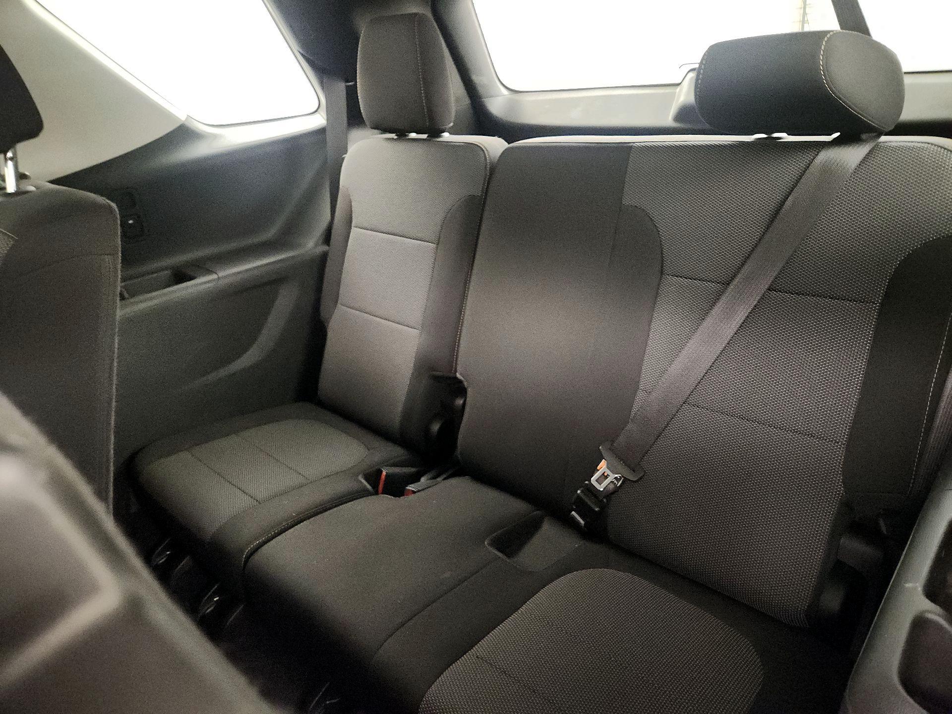 Thumbnail: 2021 Chevrolet Traverse - 20