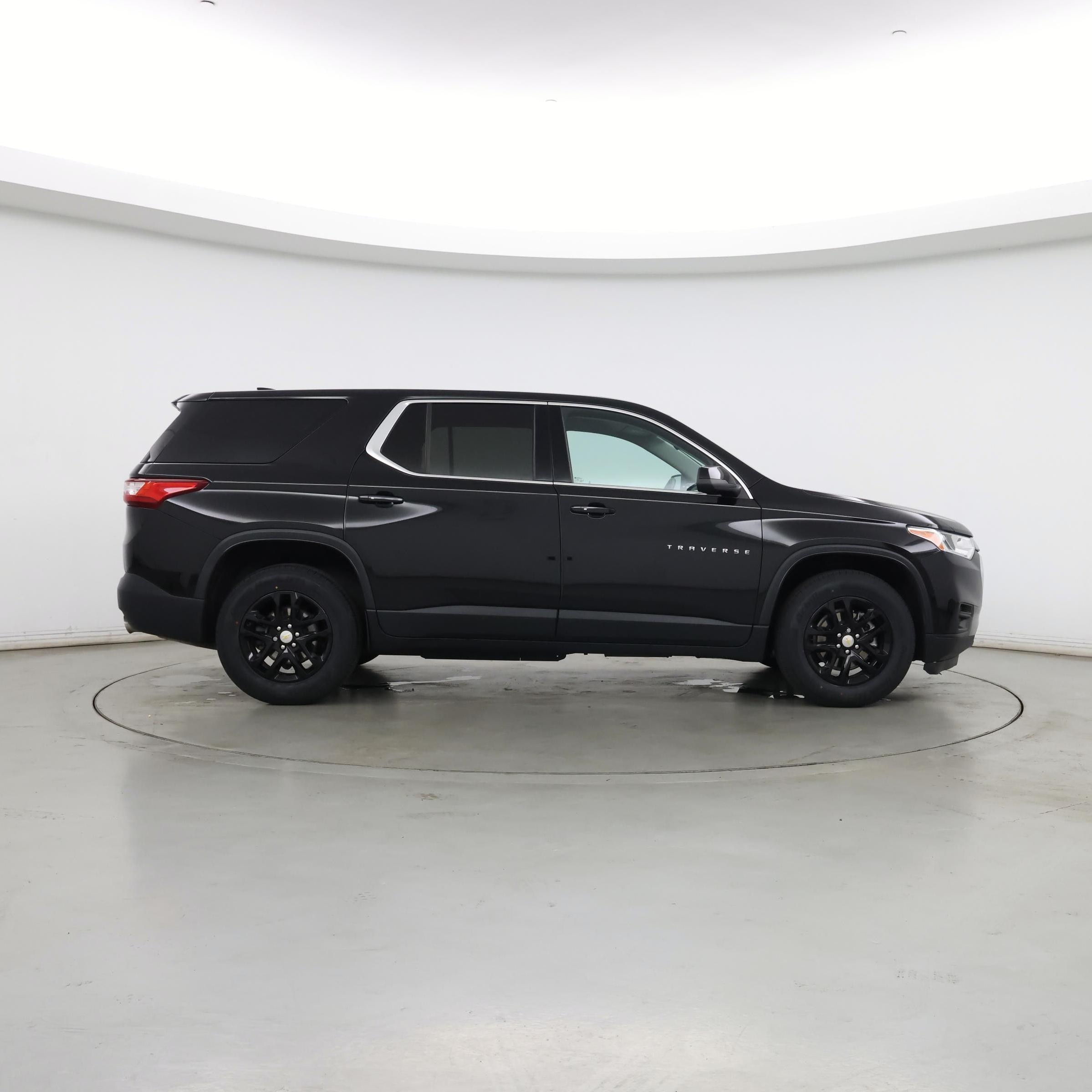 Thumbnail: 2021 Chevrolet Traverse - 7