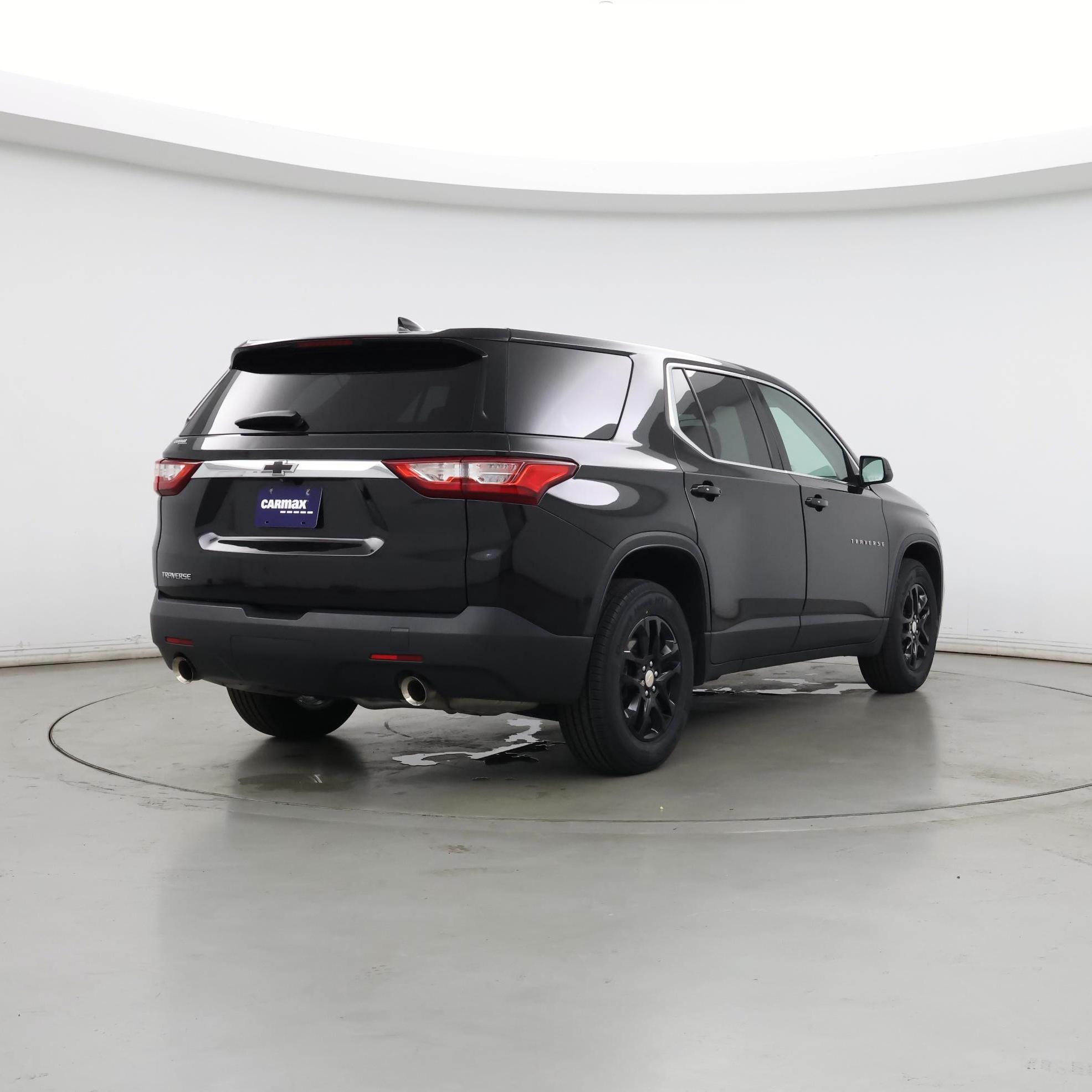 Thumbnail: 2021 Chevrolet Traverse - 8