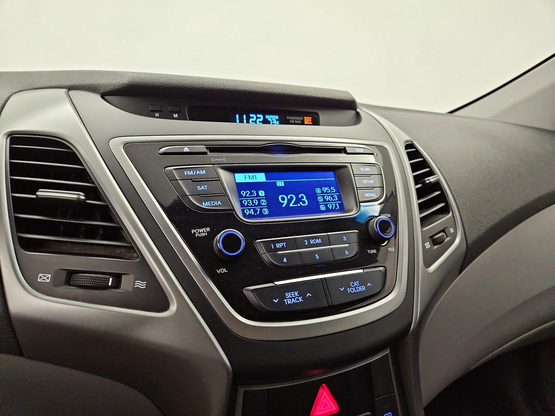 Thumbnail: 2016 Hyundai Elantra - 14