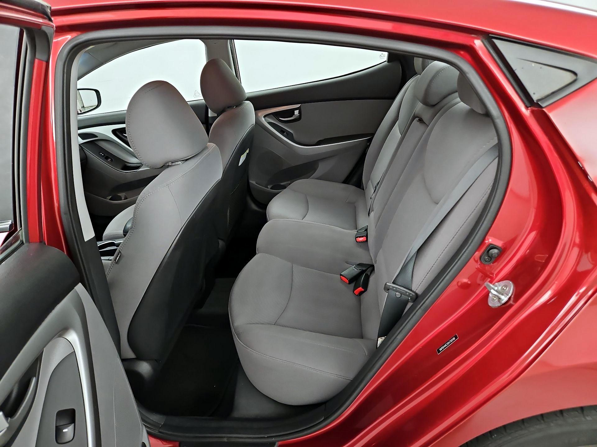 Thumbnail: 2016 Hyundai Elantra - 18