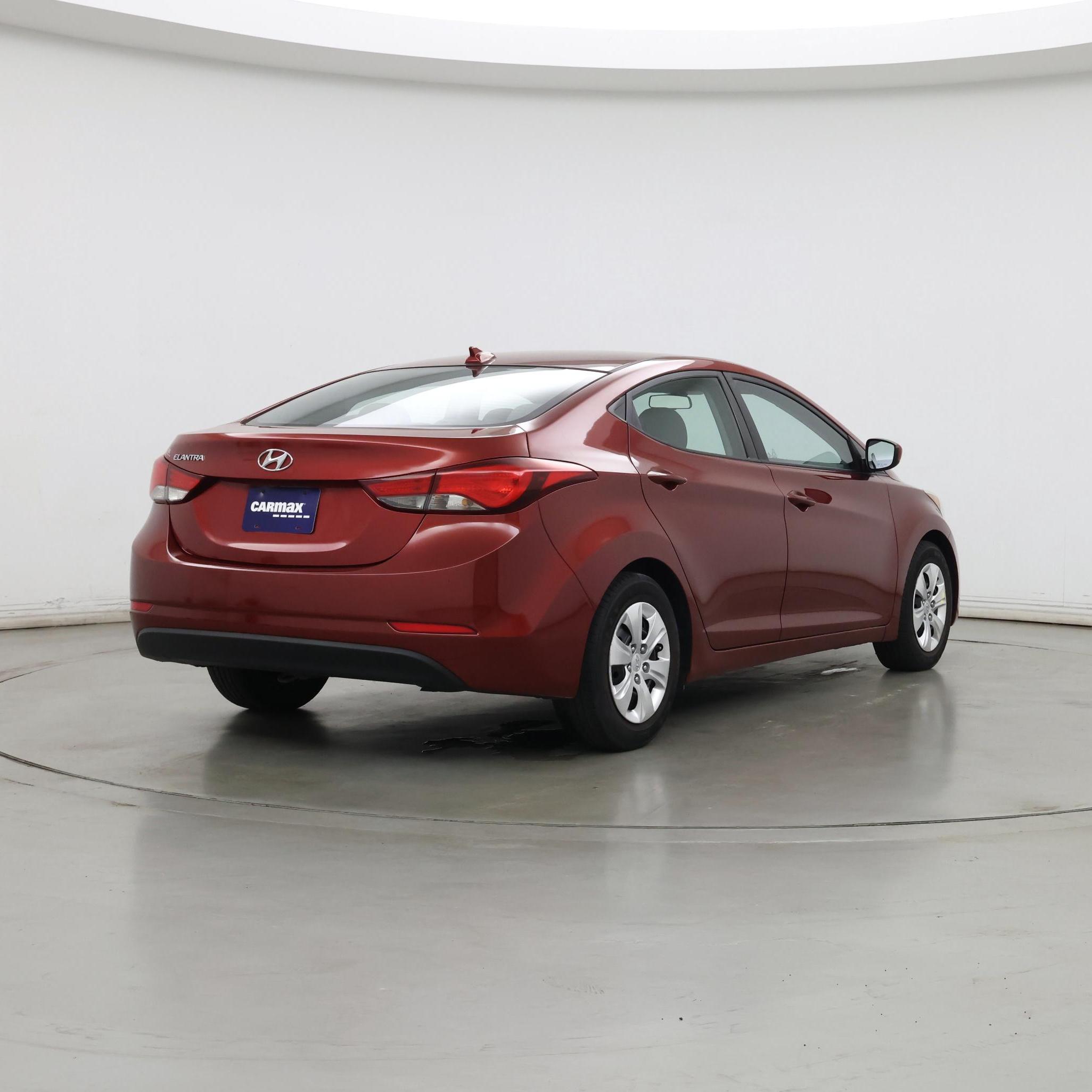 Thumbnail: 2016 Hyundai Elantra - 8