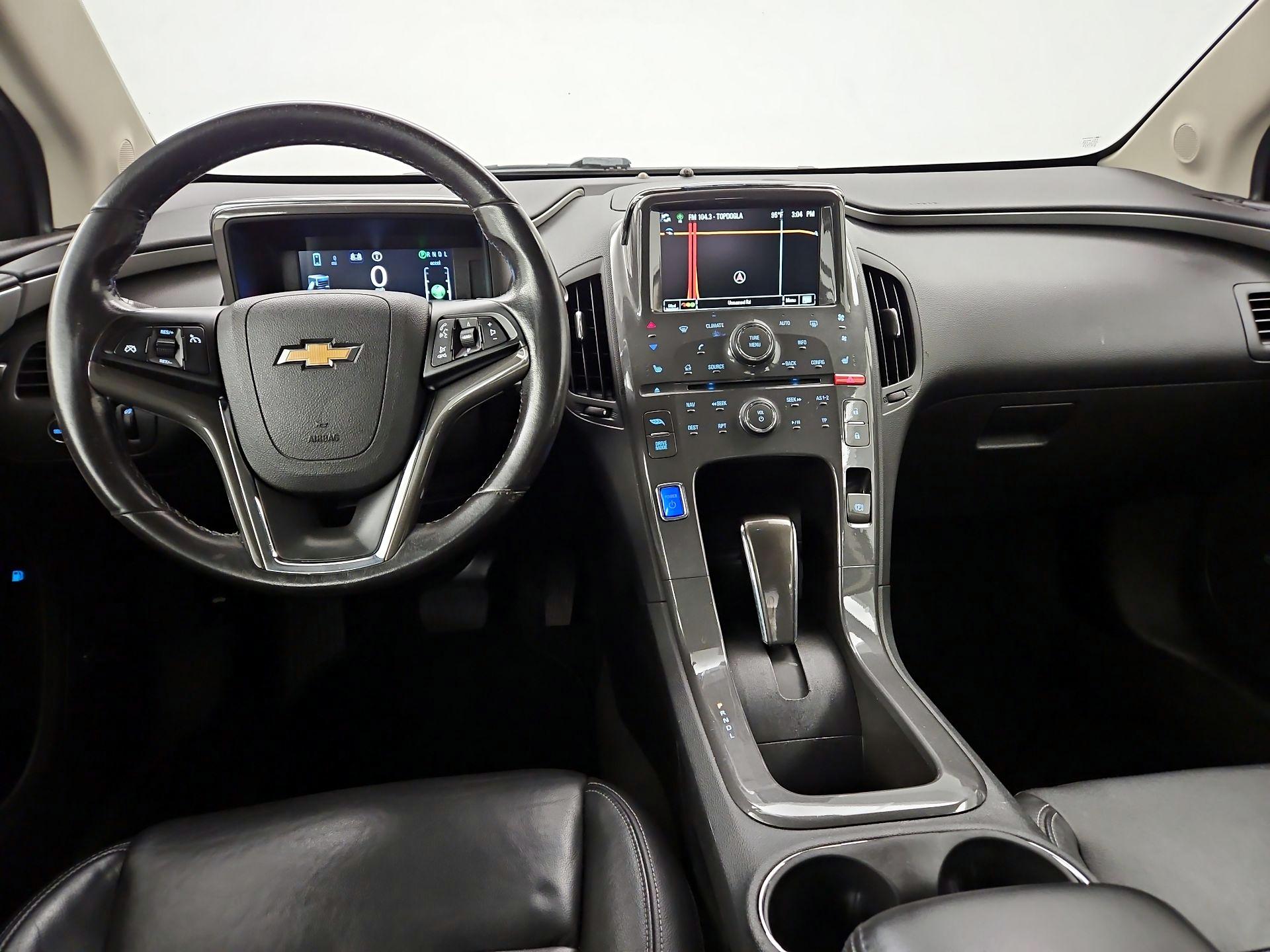 Thumbnail: 2015 Chevrolet Volt - 9