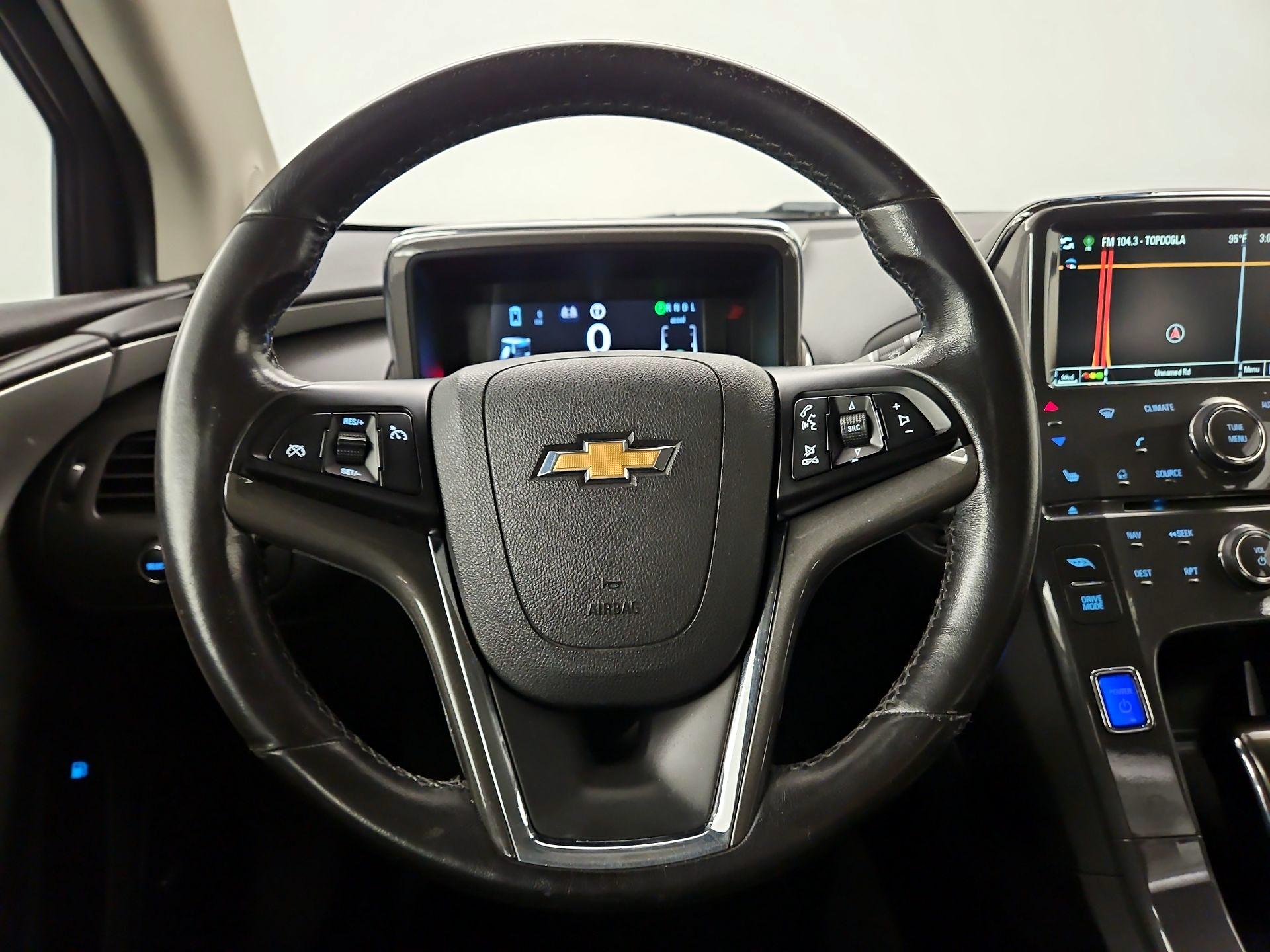 Thumbnail: 2015 Chevrolet Volt - 10
