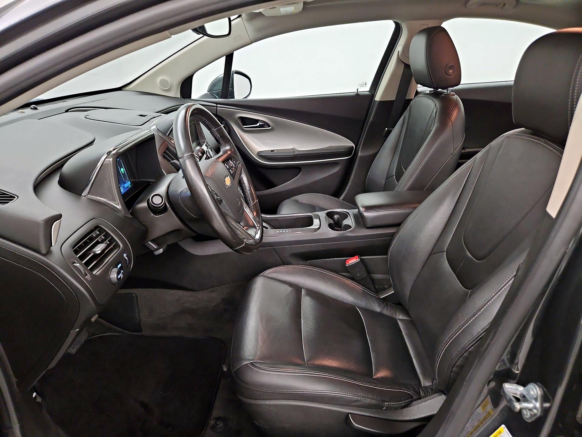 Thumbnail: 2015 Chevrolet Volt - 11