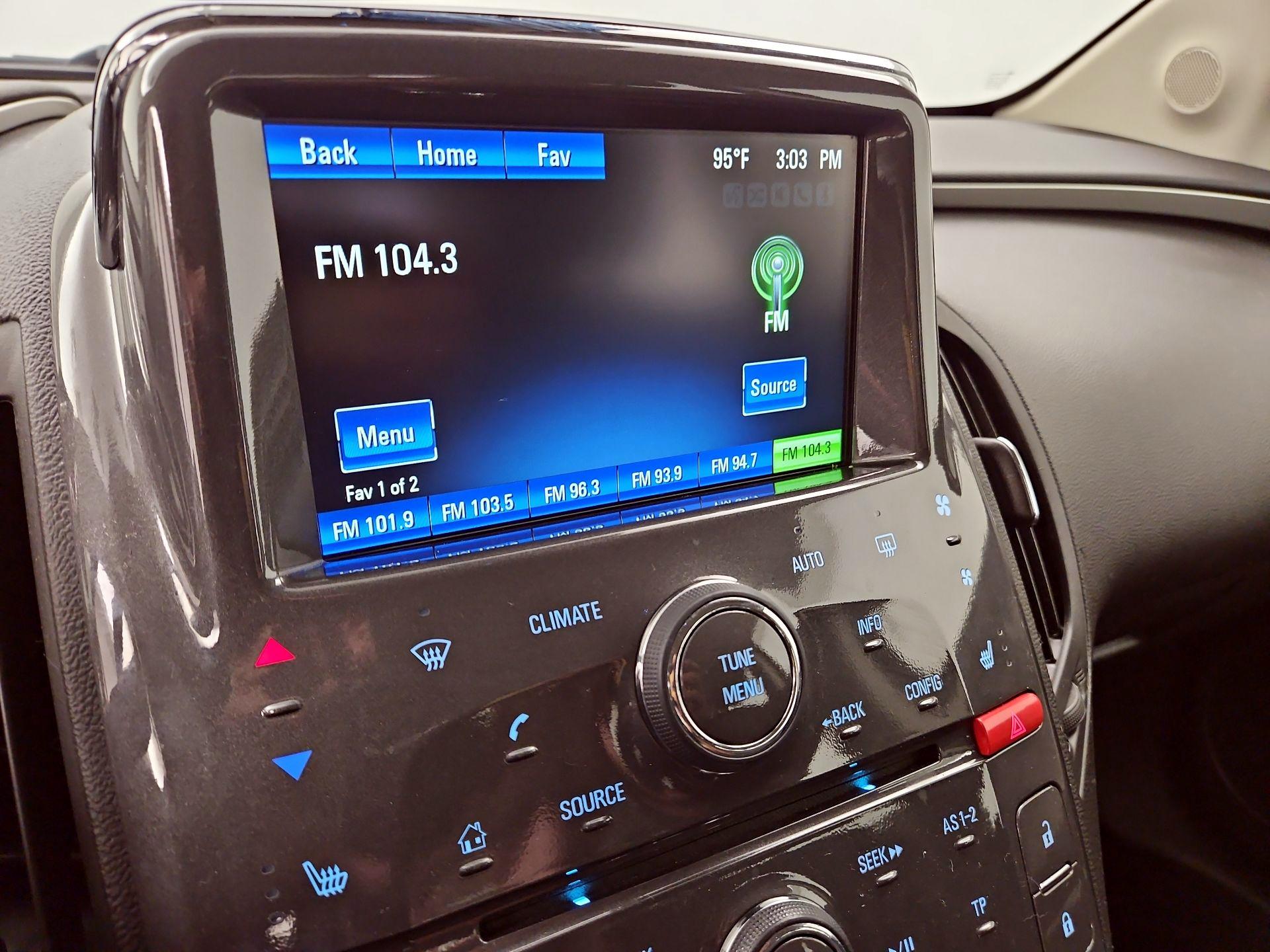 Thumbnail: 2015 Chevrolet Volt - 16