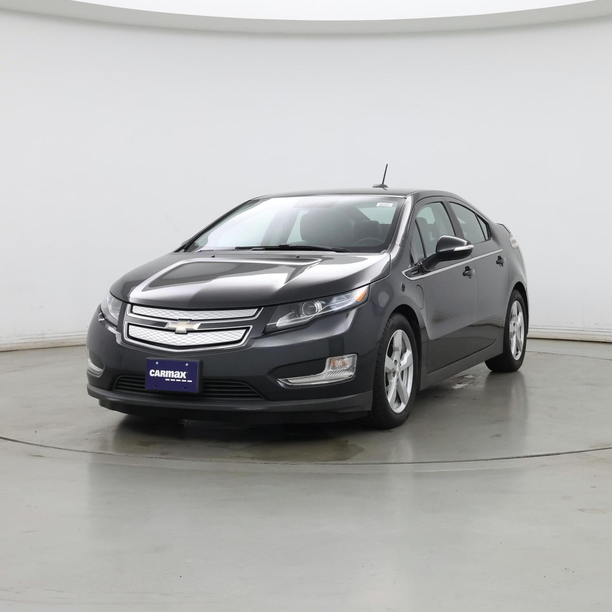 Thumbnail: 2015 Chevrolet Volt - 4
