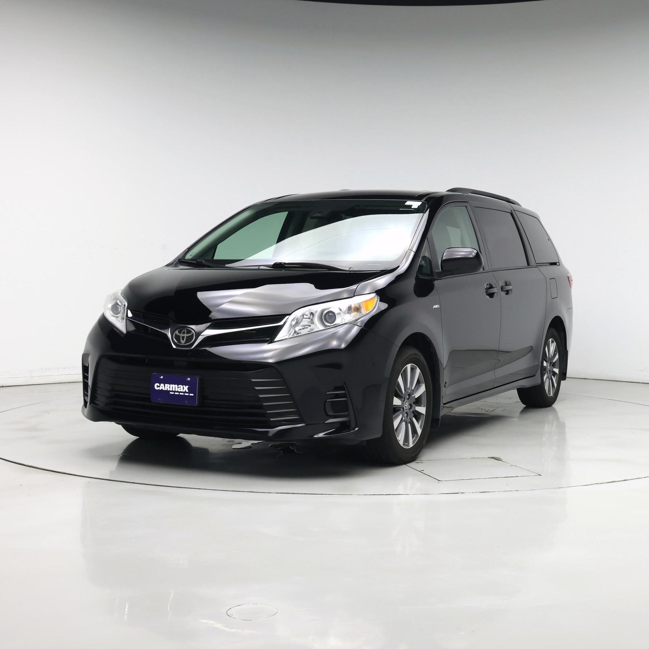 Thumbnail: 2020 Toyota Sienna - 4