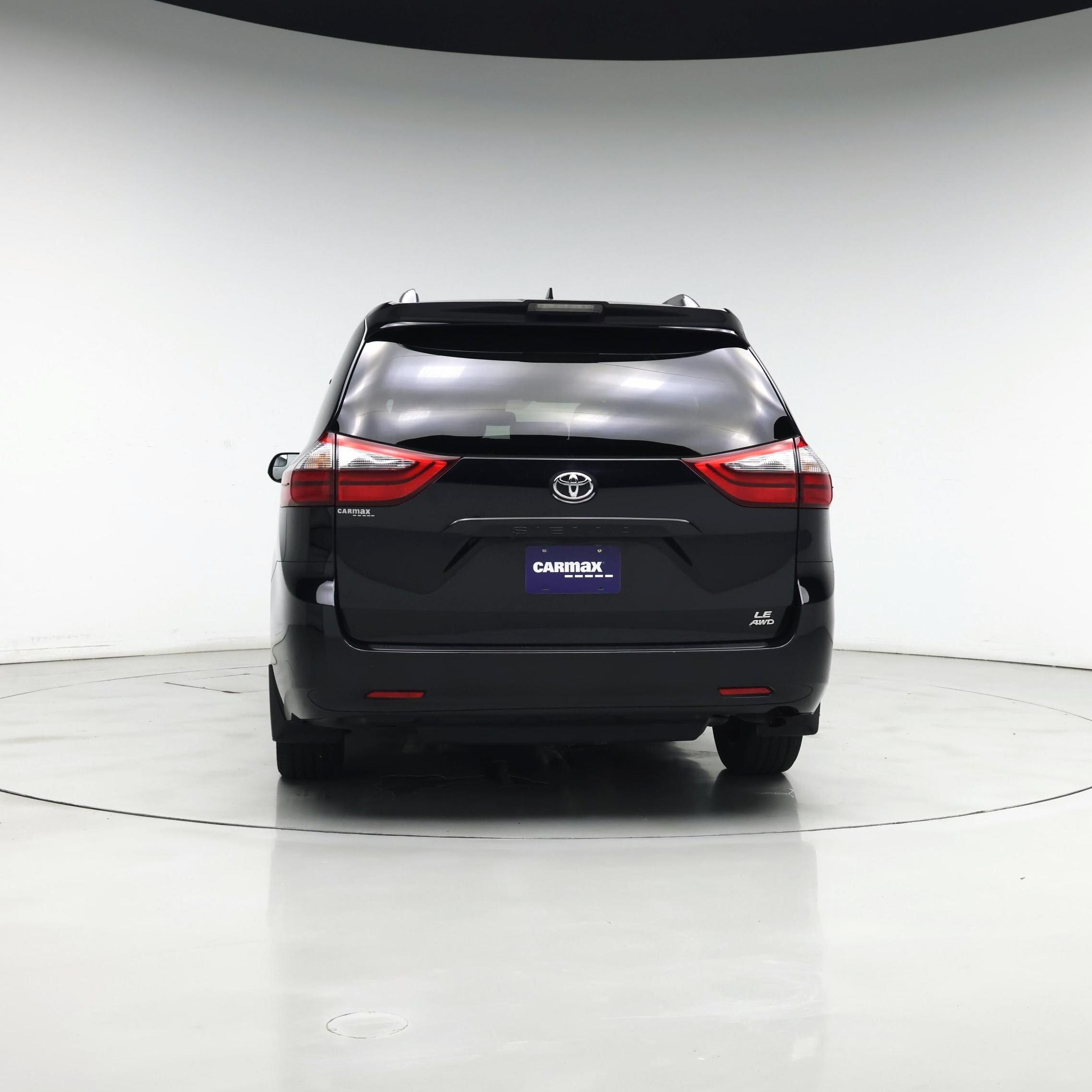 Thumbnail: 2020 Toyota Sienna - 6