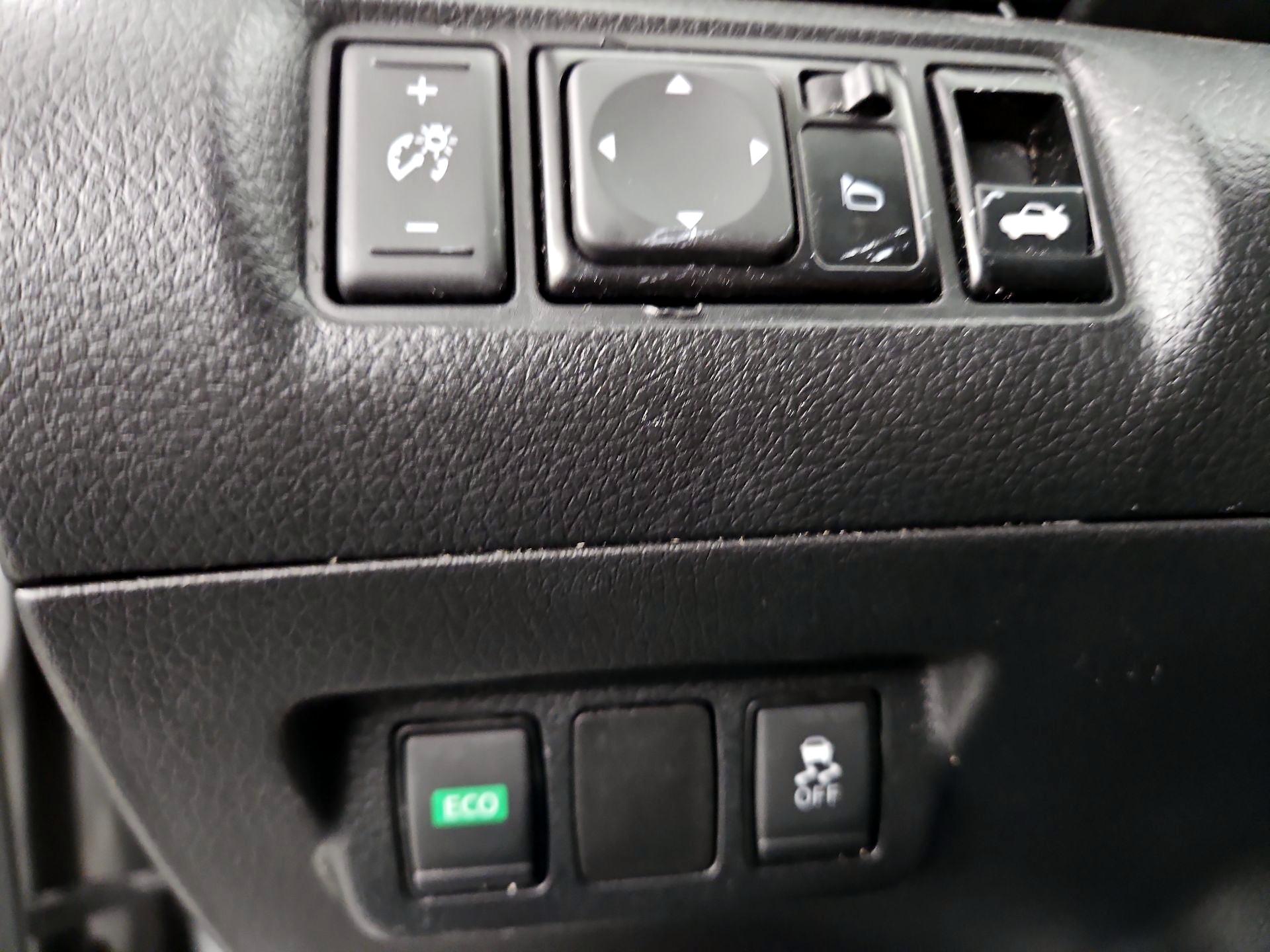 Thumbnail: 2019 Nissan Sentra - 13