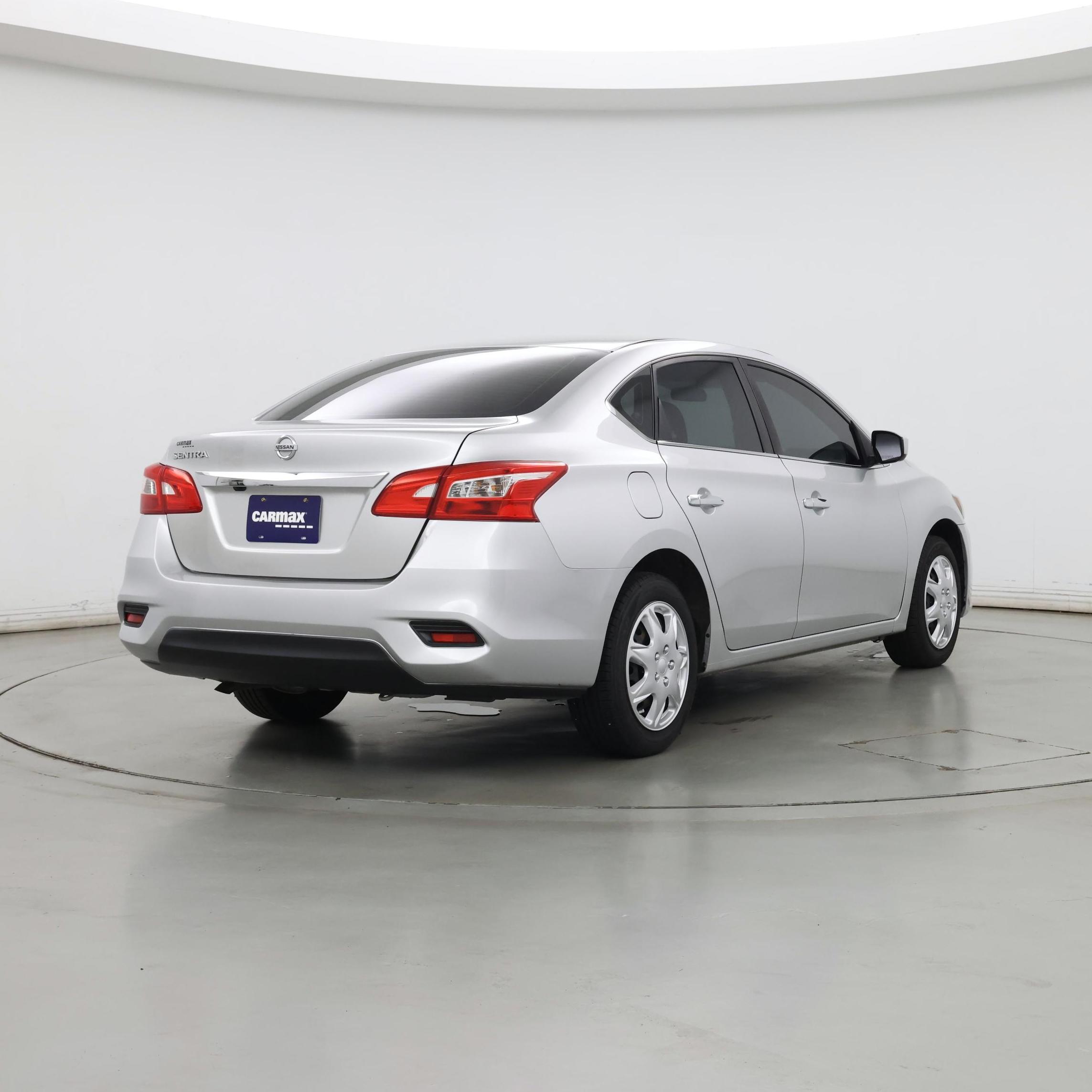 Thumbnail: 2019 Nissan Sentra - 8