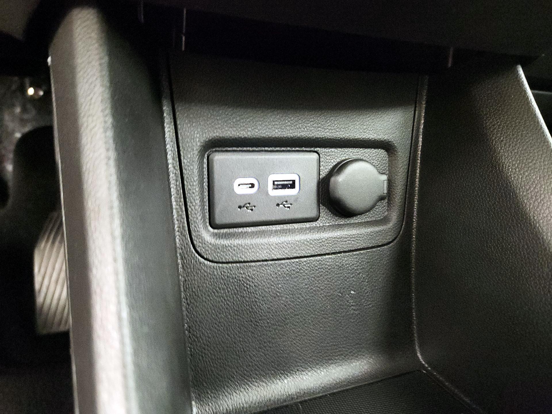 Thumbnail: 2019 Chevrolet Spark - 16