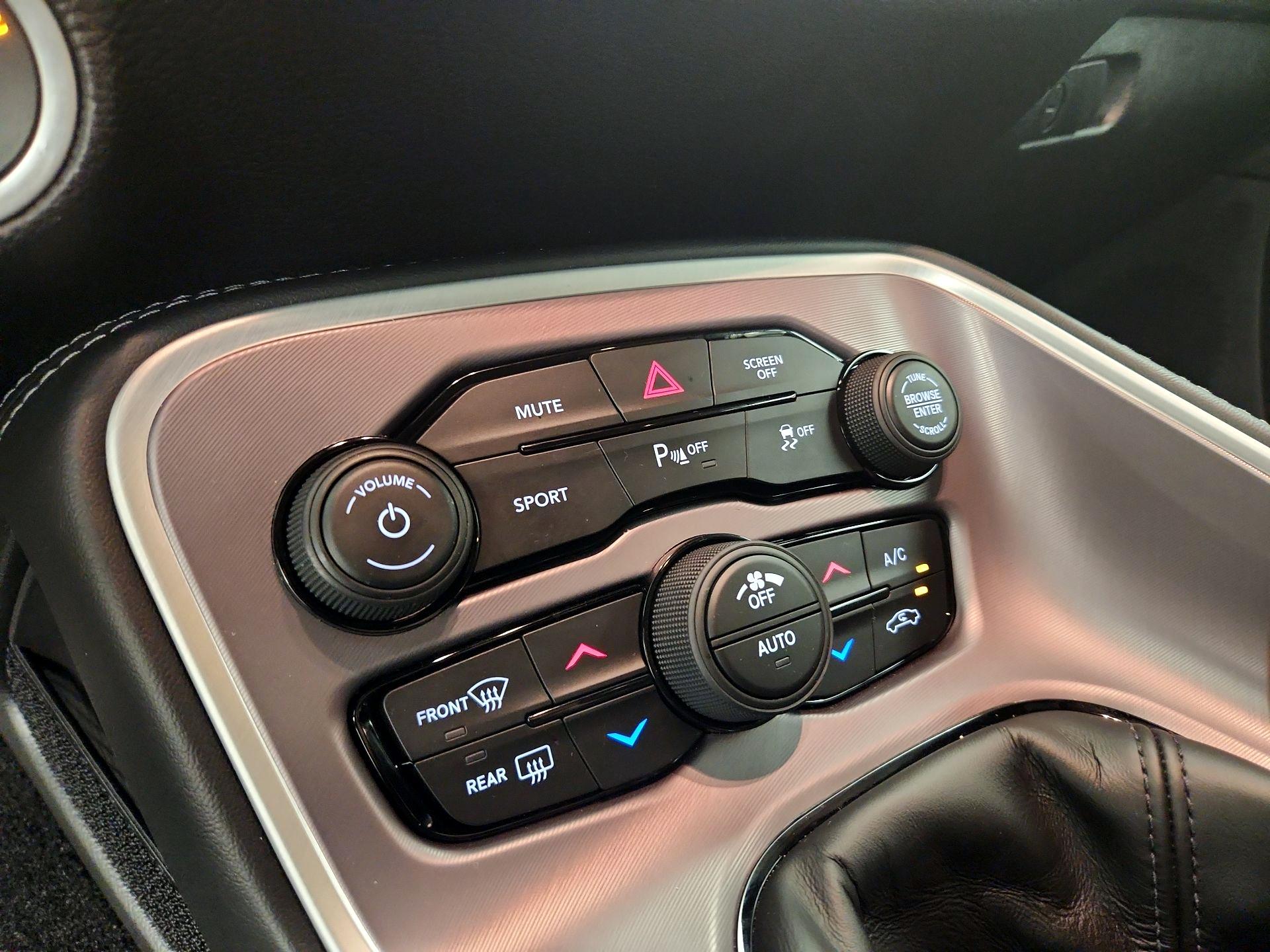 Thumbnail: 2022 Dodge Challenger - 16