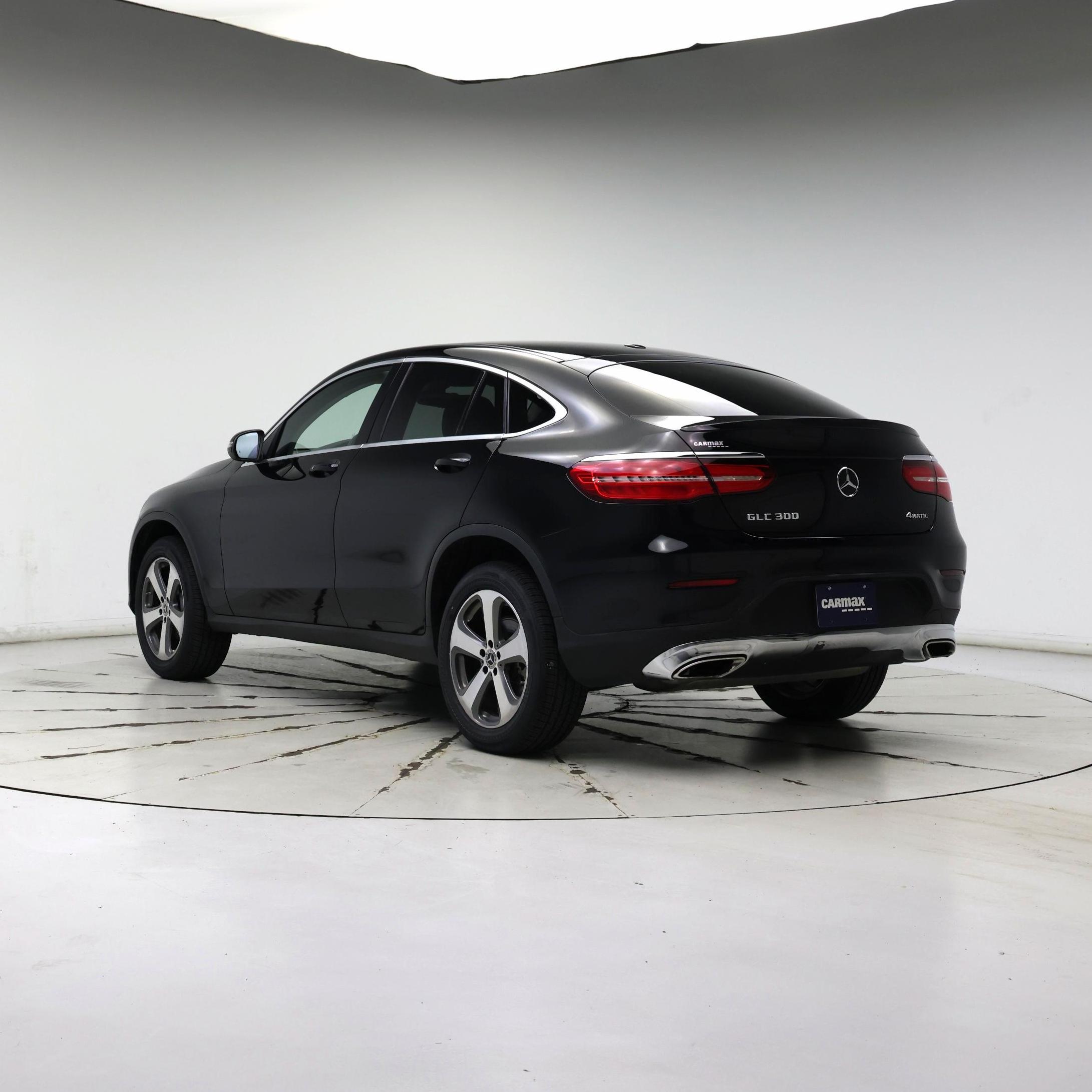 Thumbnail: 2017 Mercedes-Benz GLC - 2