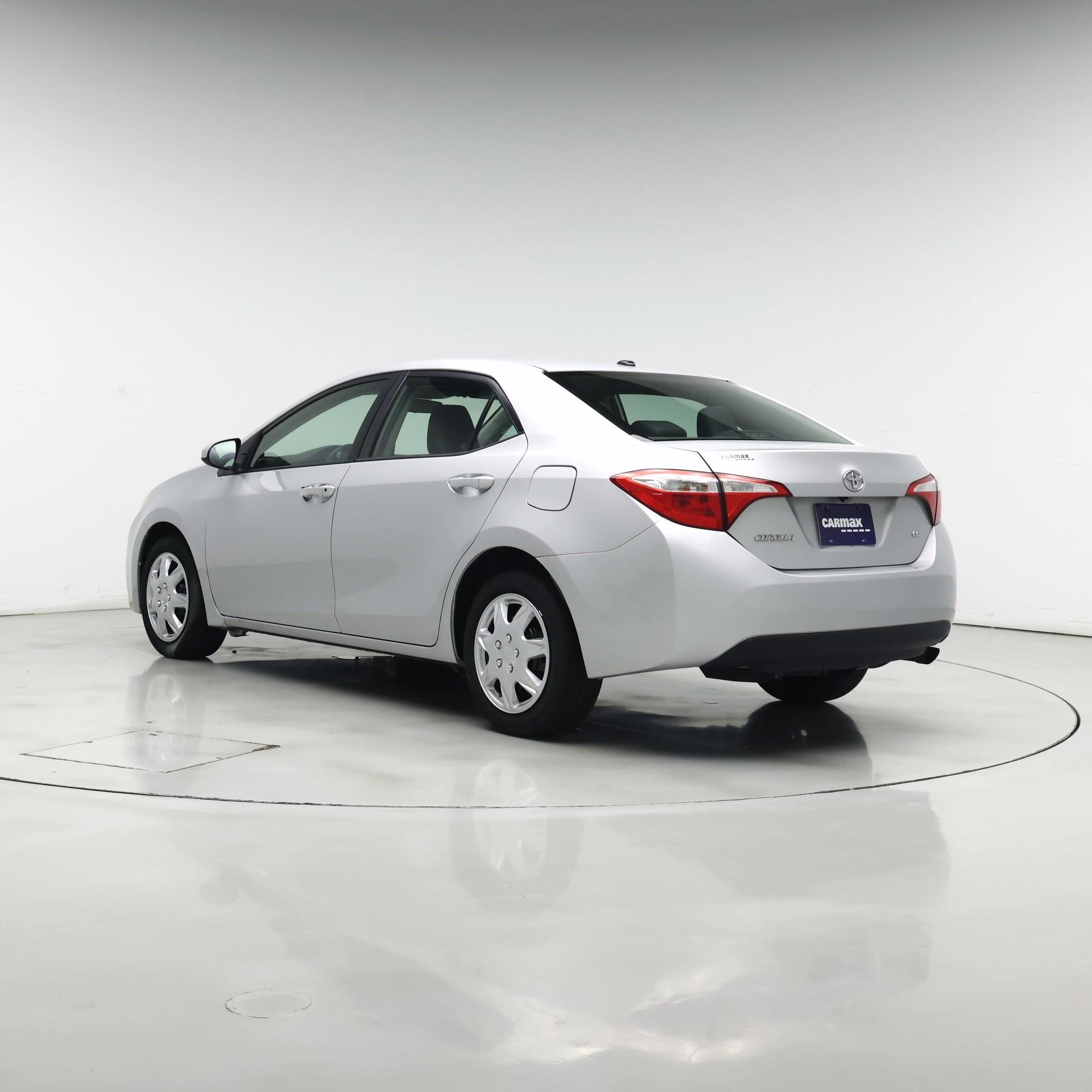 Thumbnail: 2015 Toyota Corolla - 2