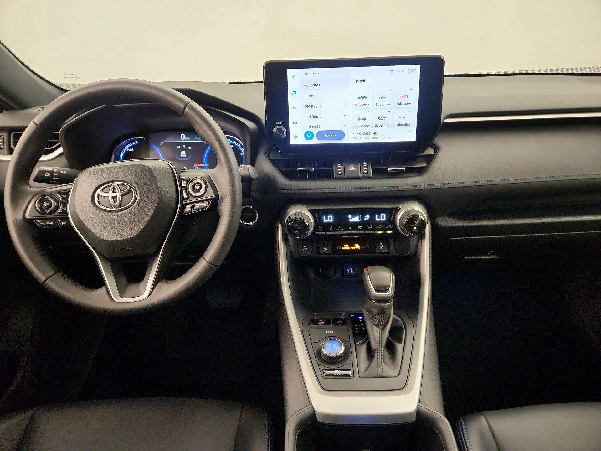 Thumbnail: 2023 Toyota RAV4 - 9