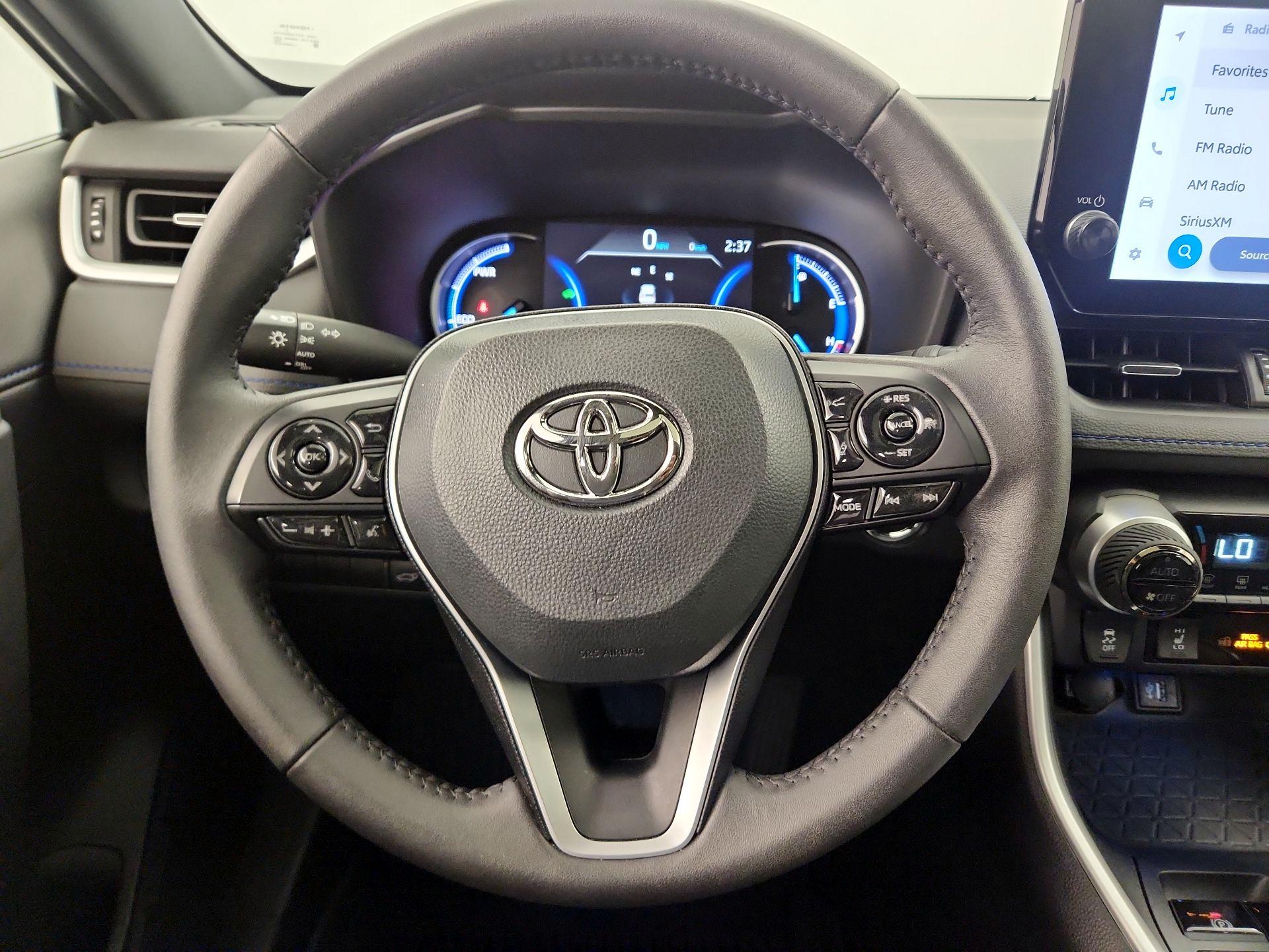 Thumbnail: 2023 Toyota RAV4 - 10