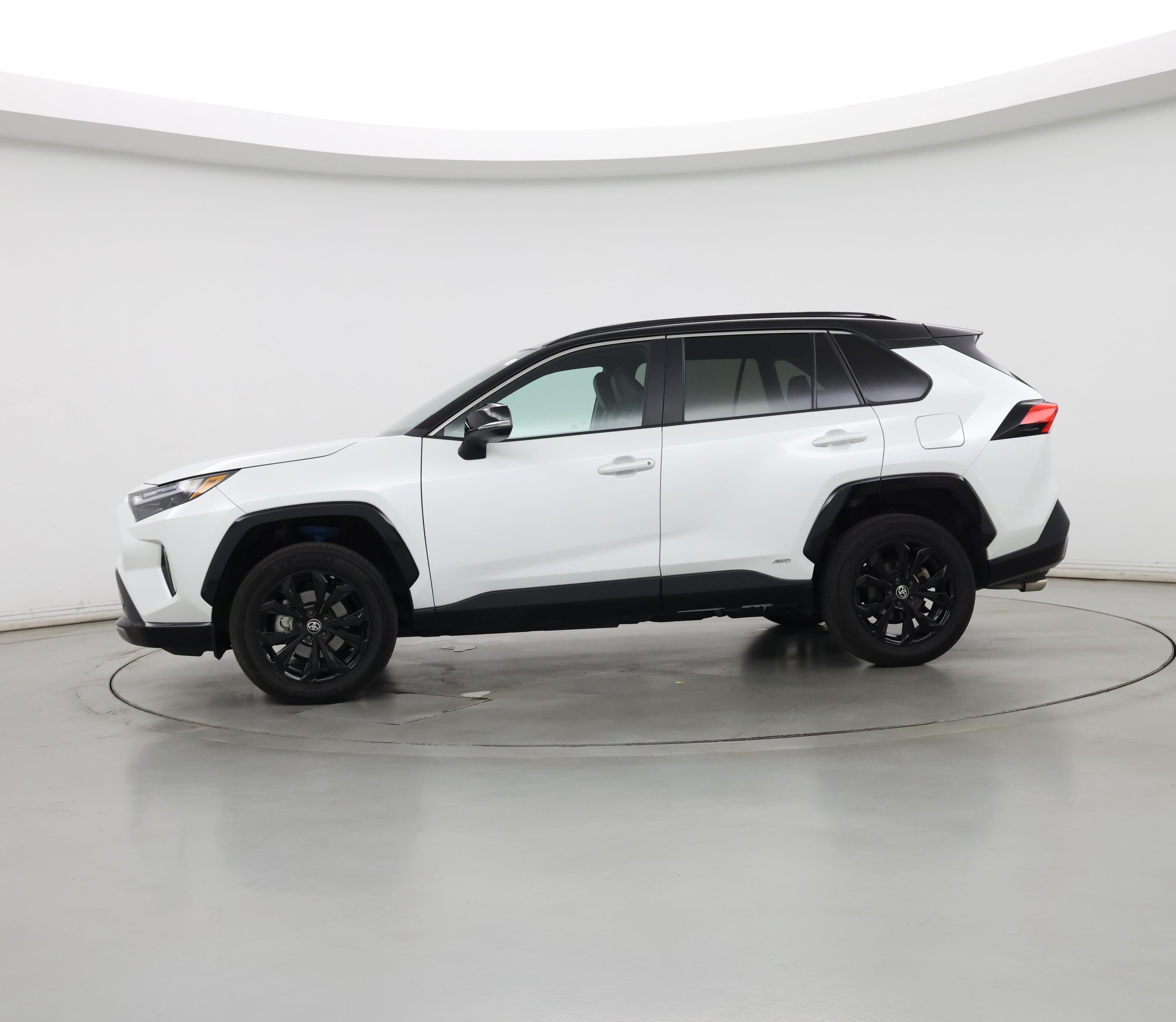 Thumbnail: 2023 Toyota RAV4 - 3