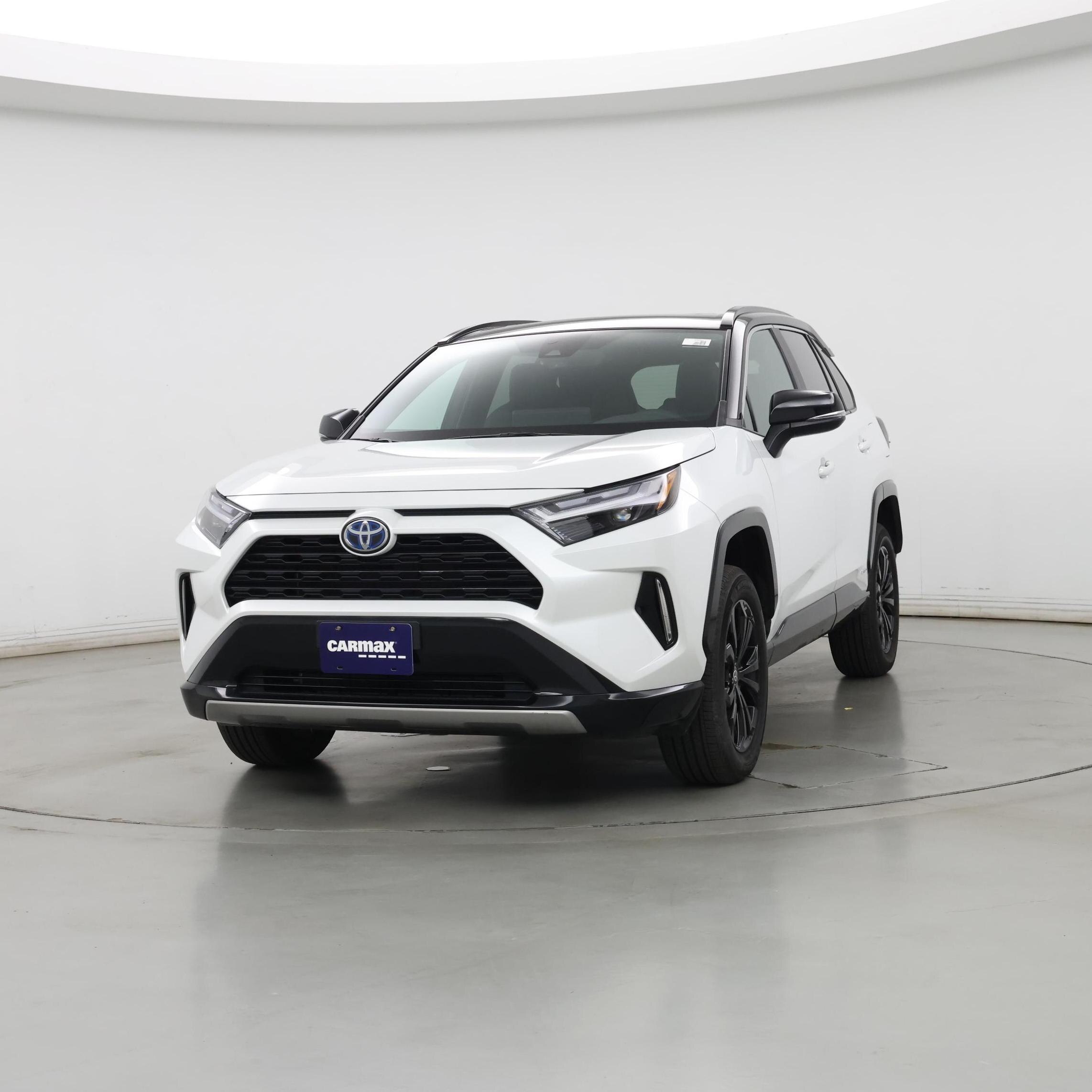 Thumbnail: 2023 Toyota RAV4 - 4