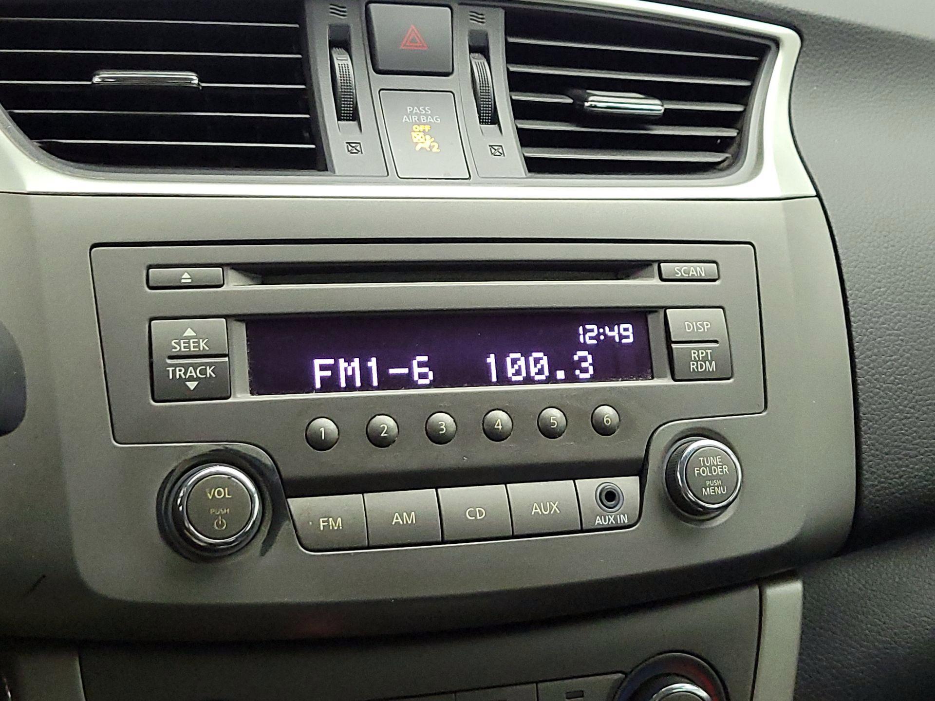 Thumbnail: 2014 Nissan Sentra - 14
