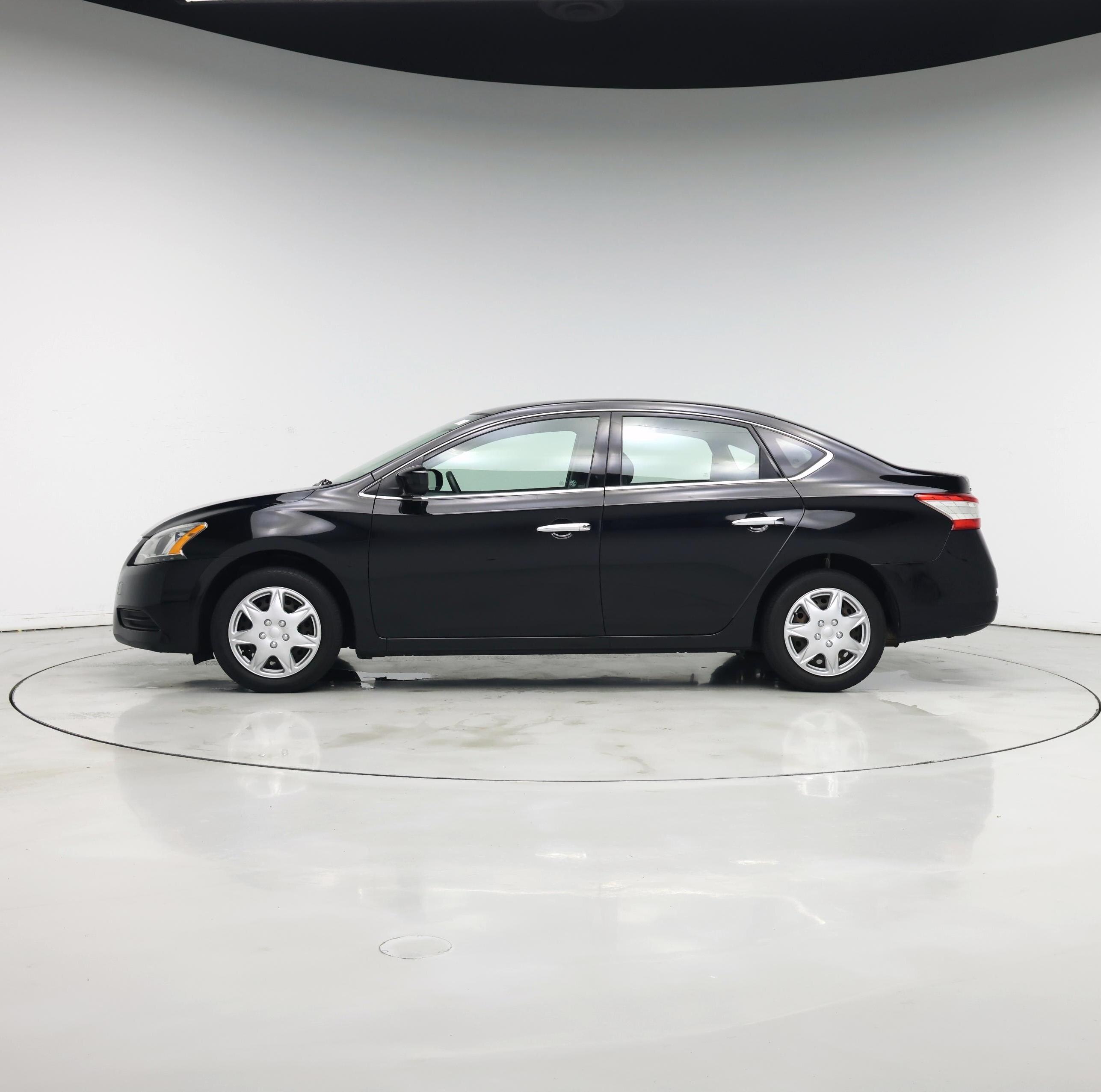 Thumbnail: 2014 Nissan Sentra - 3