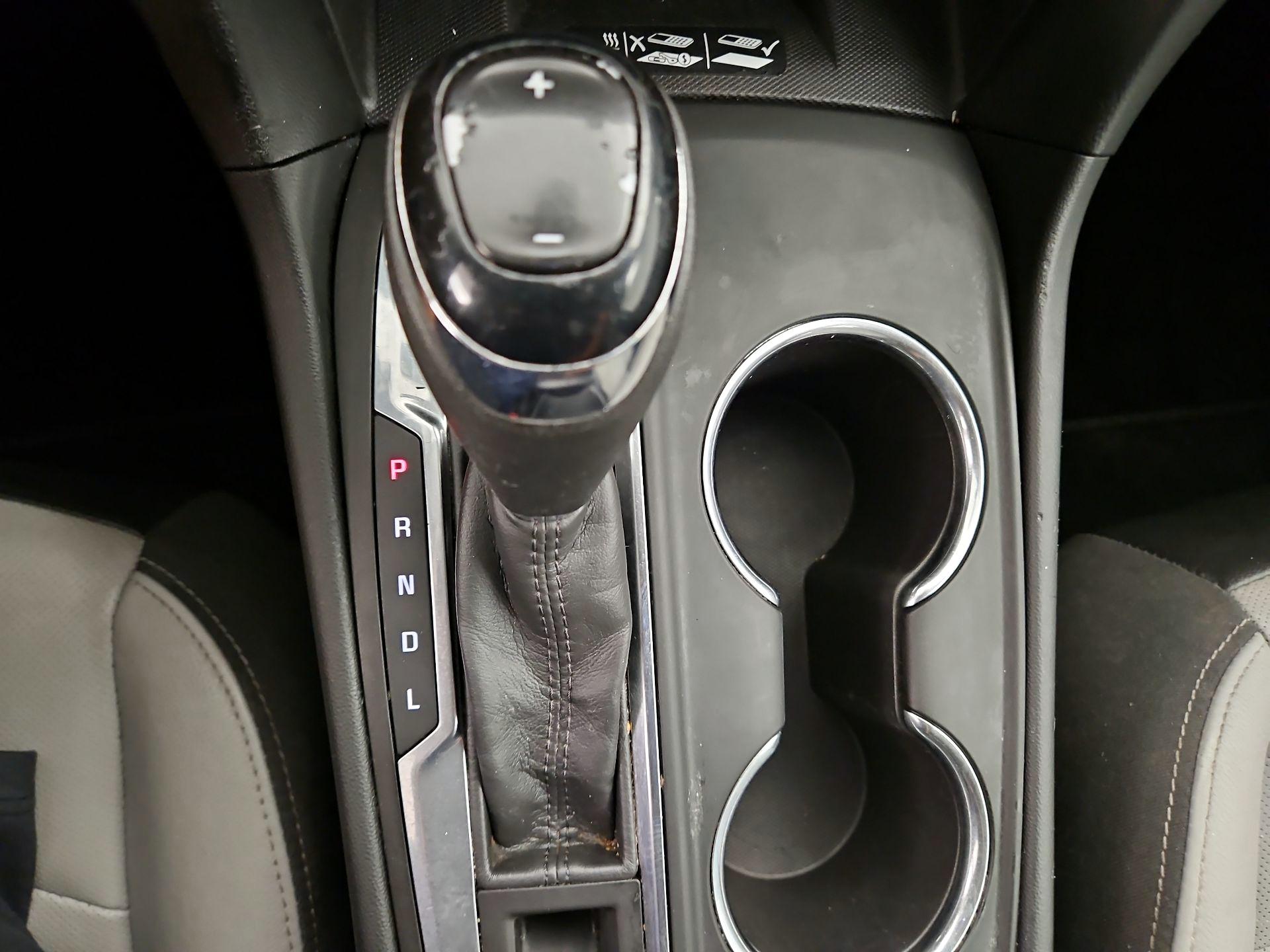 Thumbnail: 2020 Chevrolet Equinox - 17