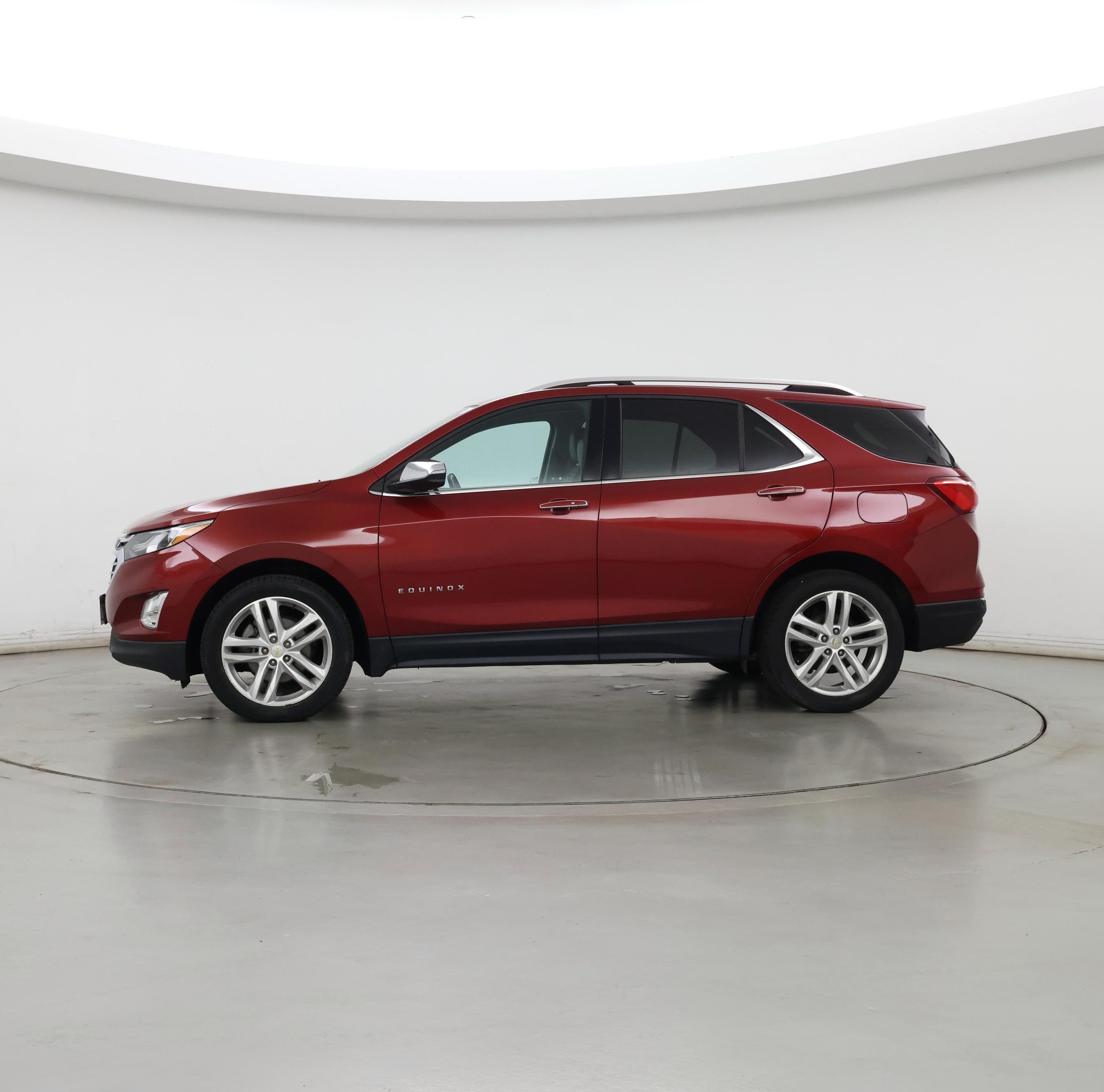 Thumbnail: 2020 Chevrolet Equinox - 3