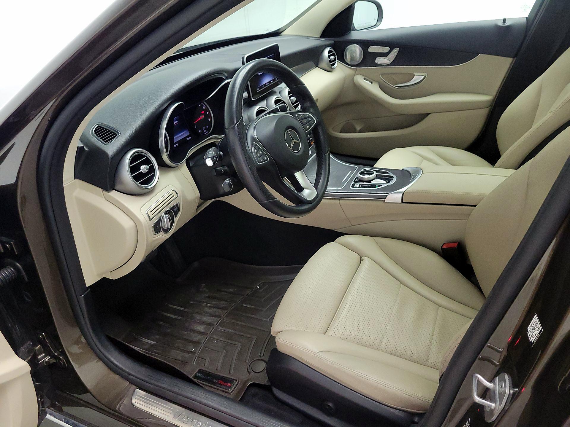 Thumbnail: 2017 Mercedes-Benz C-Class - 11