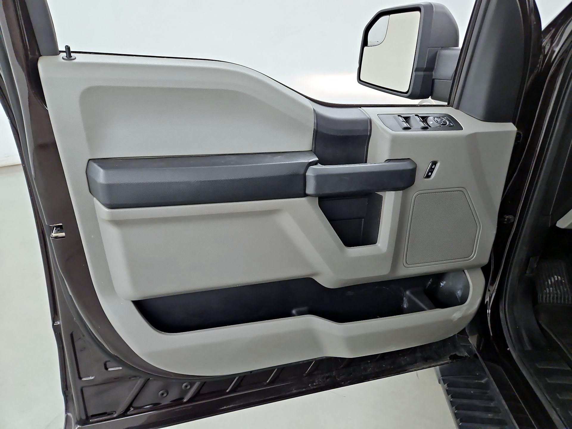 Thumbnail: 2019 Ford F-150 - 12