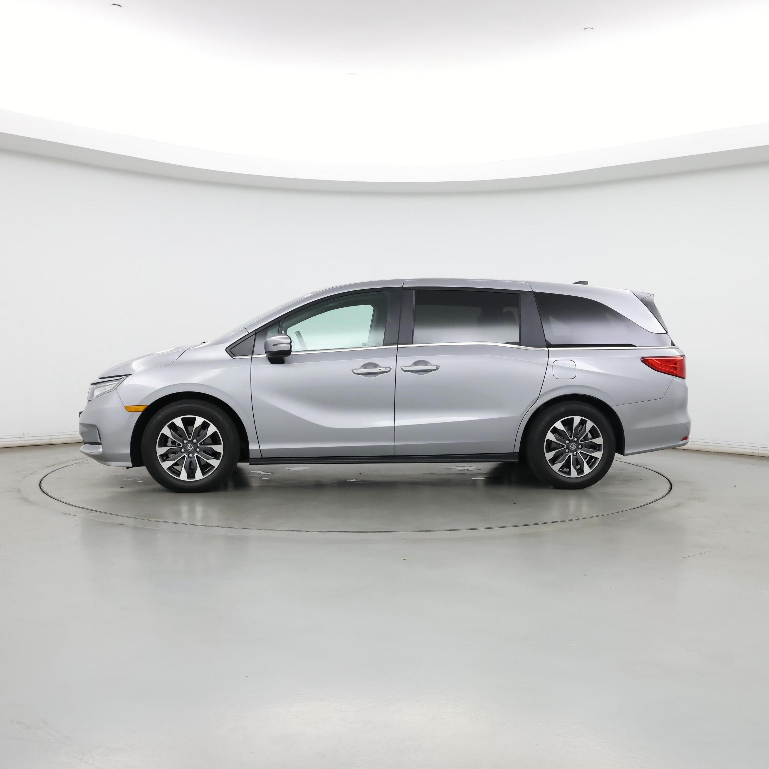 Thumbnail: 2024 Honda Odyssey - 3