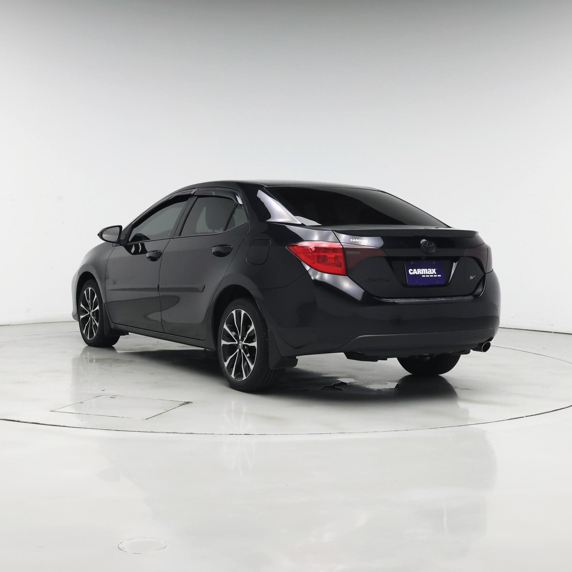 Thumbnail: 2018 Toyota Corolla - 2