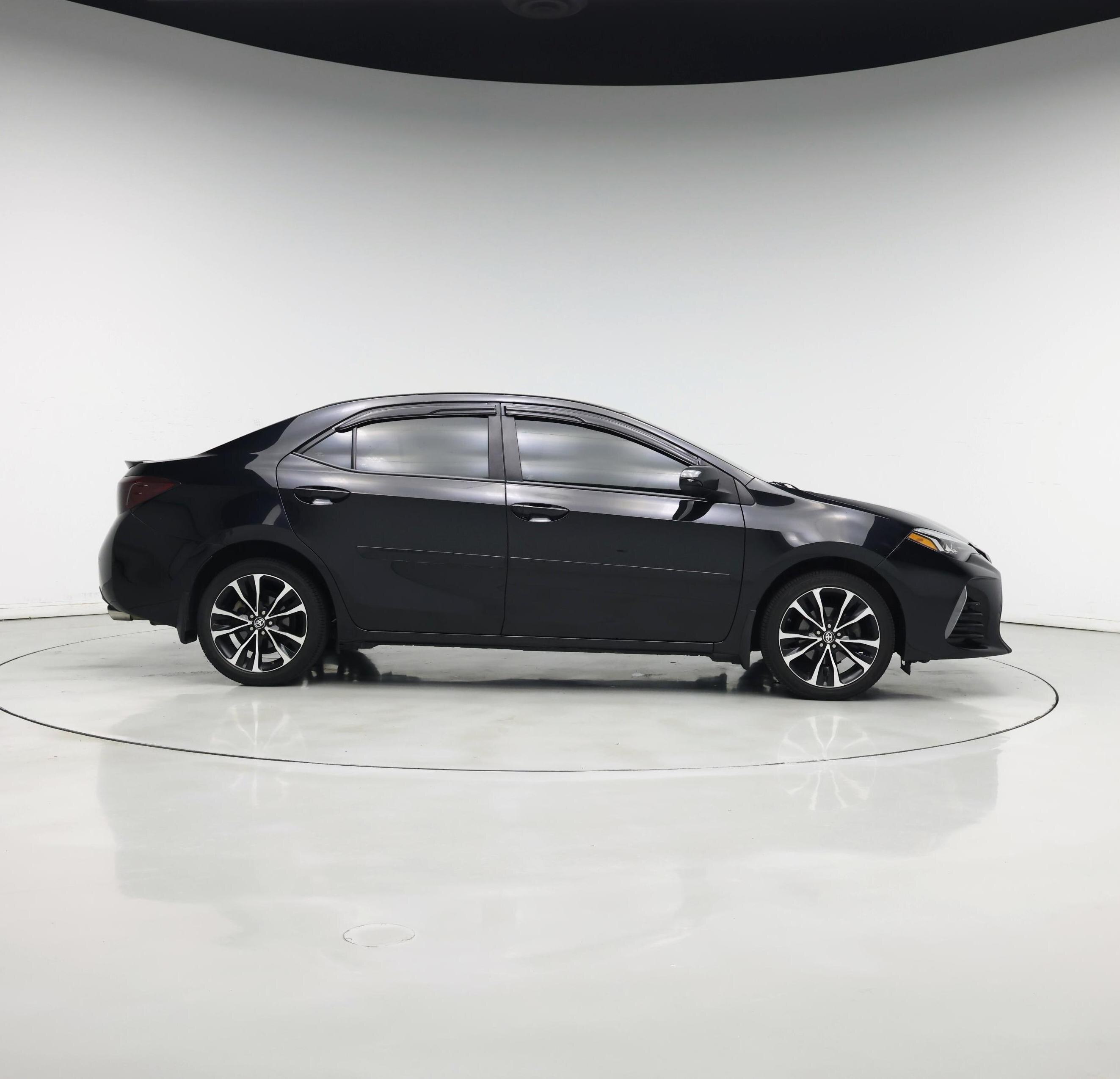 Thumbnail: 2018 Toyota Corolla - 7
