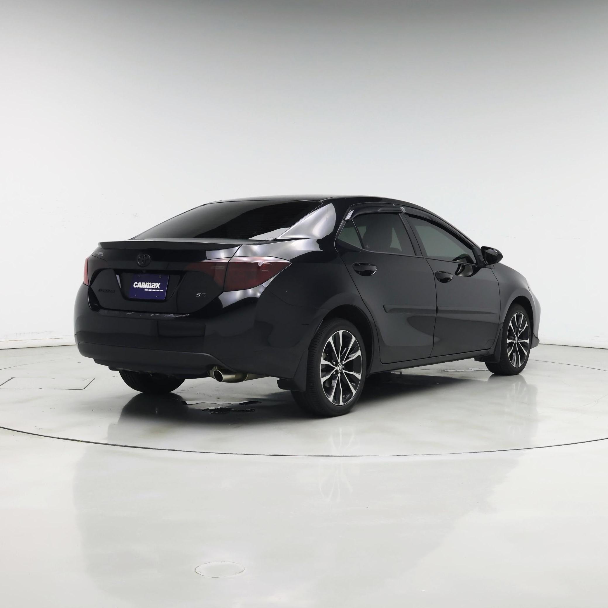 Thumbnail: 2018 Toyota Corolla - 8
