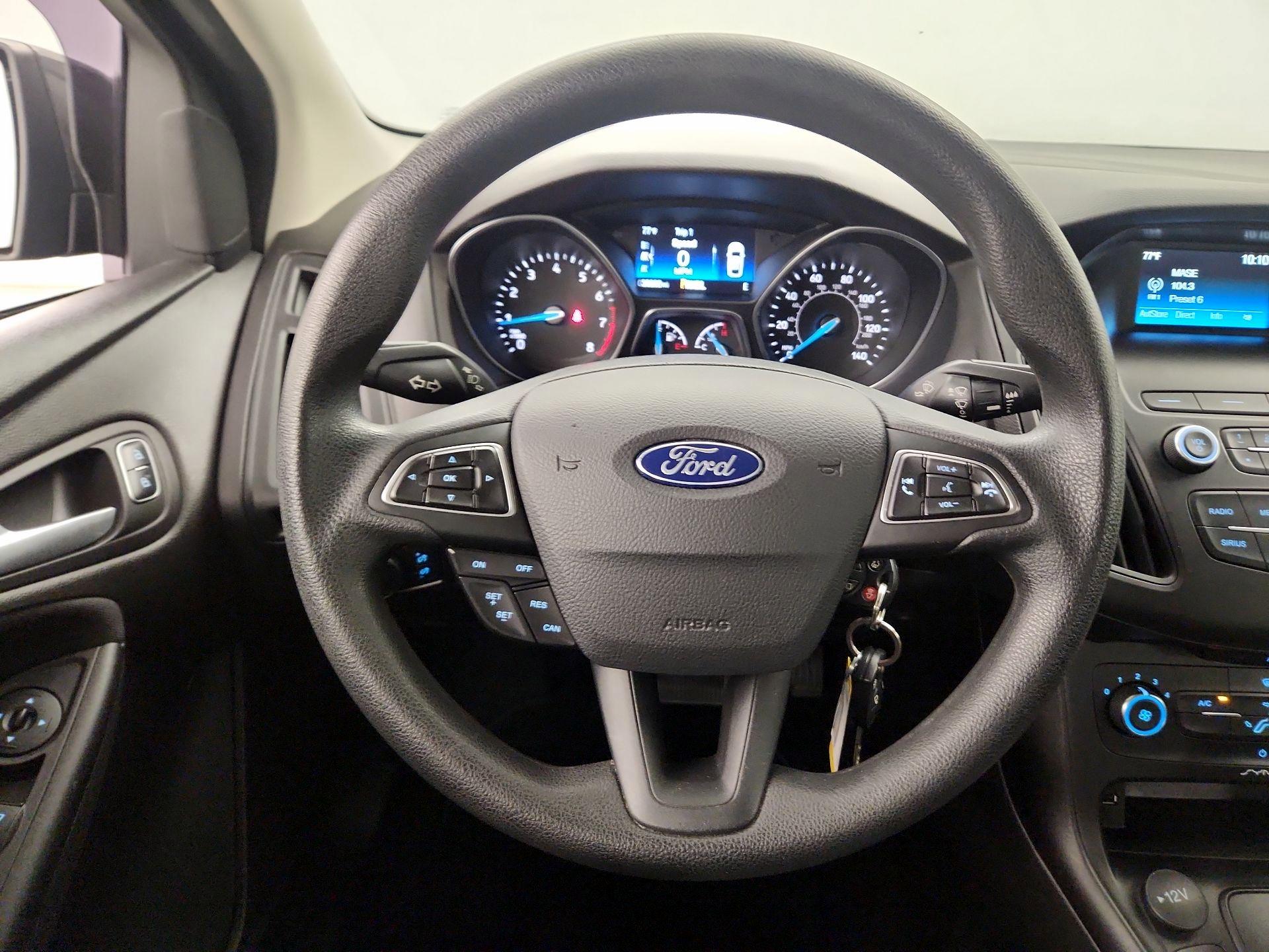 Thumbnail: 2018 Ford Focus - 10