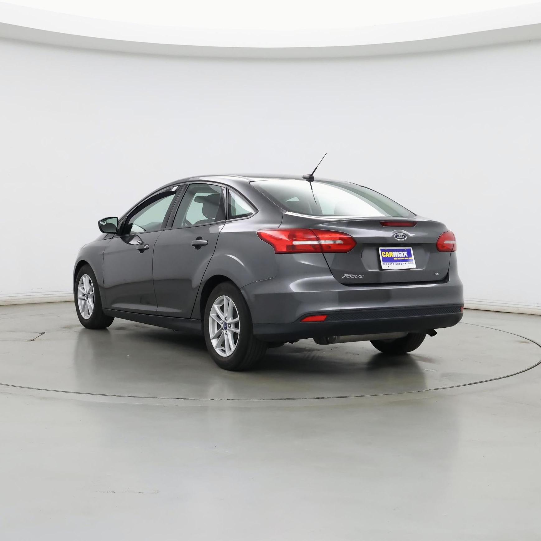 Thumbnail: 2018 Ford Focus - 2