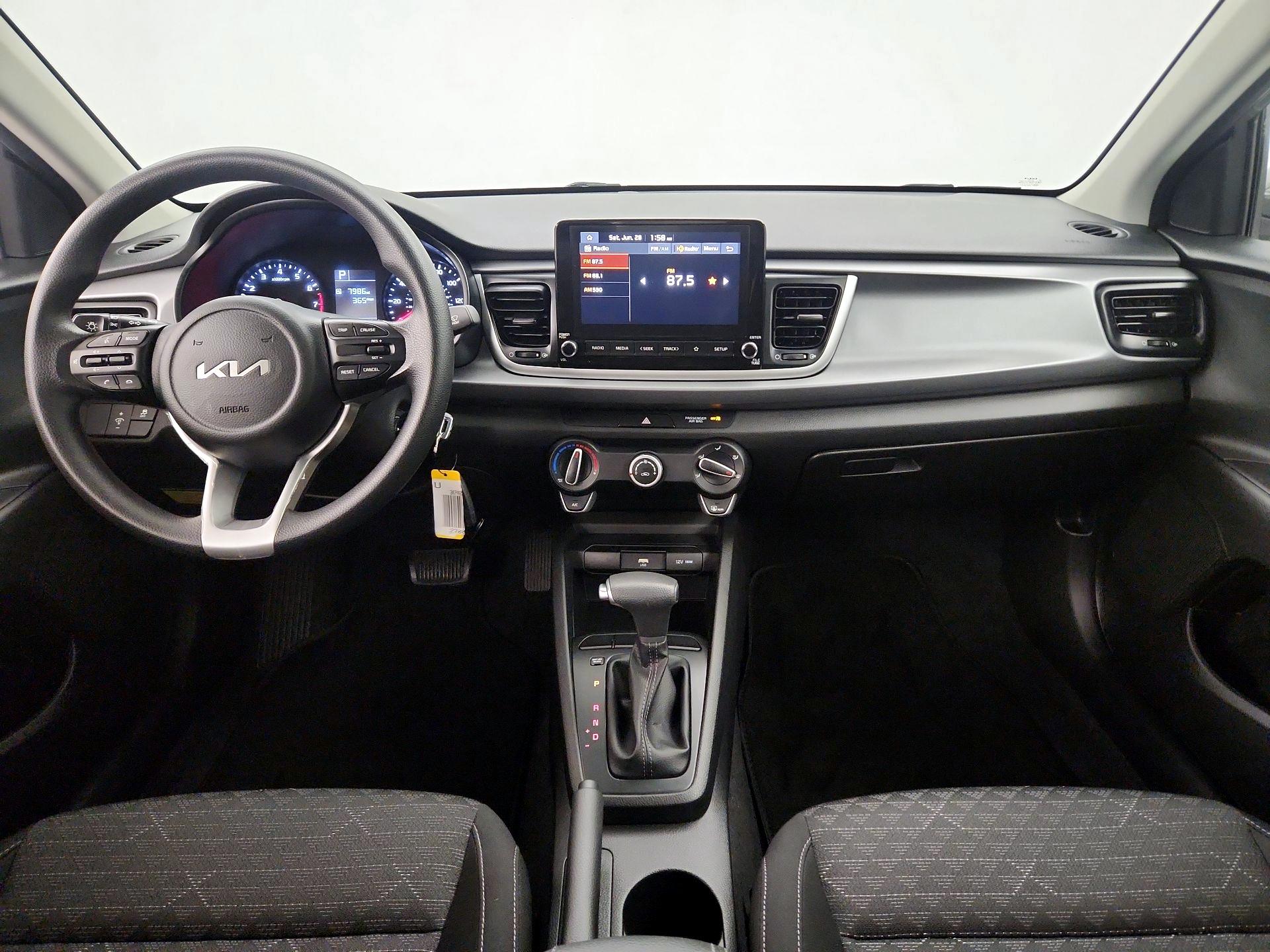 Thumbnail: 2023 Kia Rio - 9